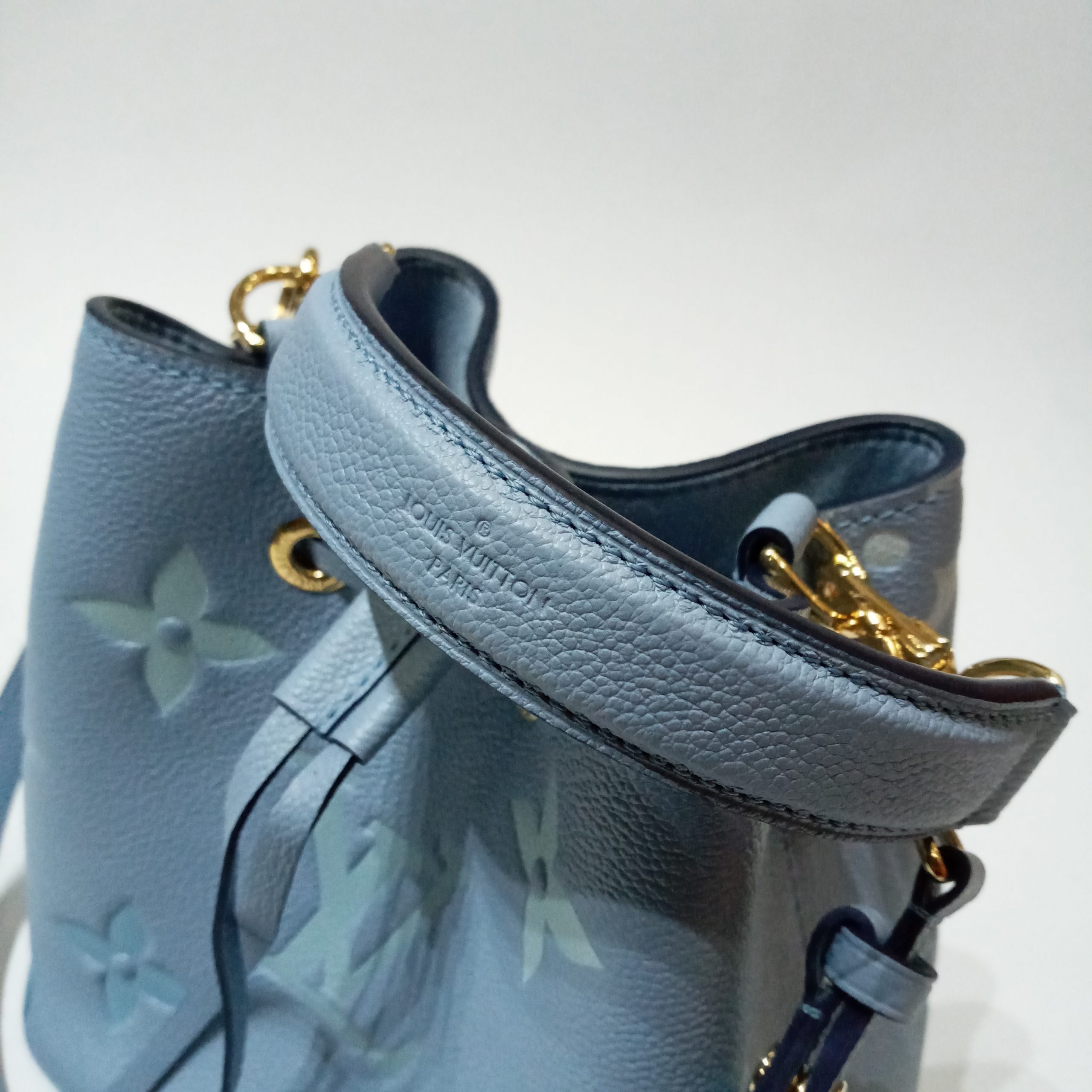 M45709 Louis Vuitton Monogram Empreinte NéoNoé BB Bucket Bag-Summer Blue