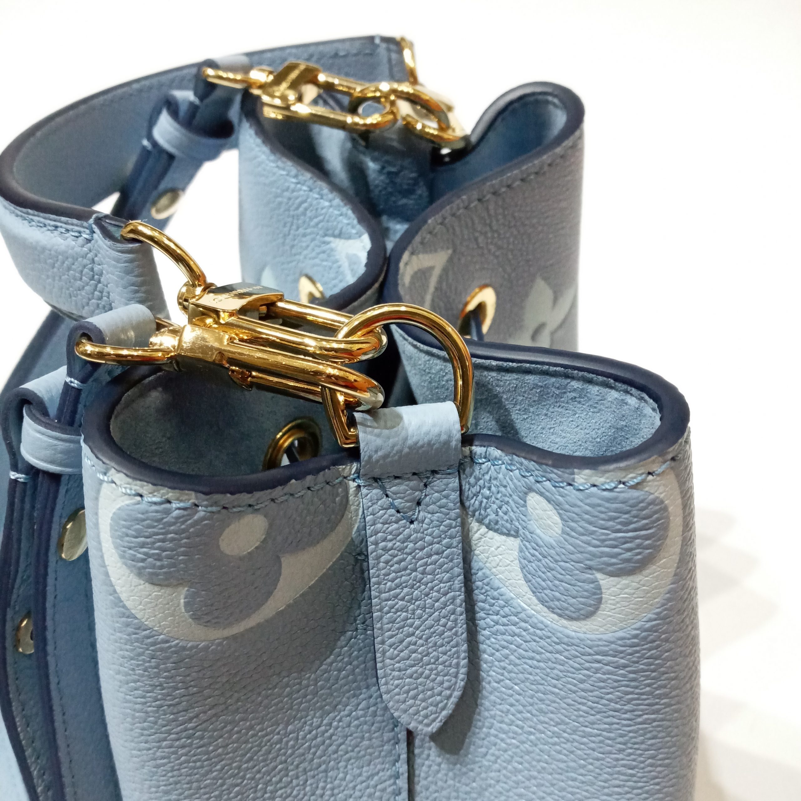 Louis Vuitton NEW Summer Blue Monogram Giant By The Pool Neonoe BB  Crossbody Bag For Sale at 1stDibs