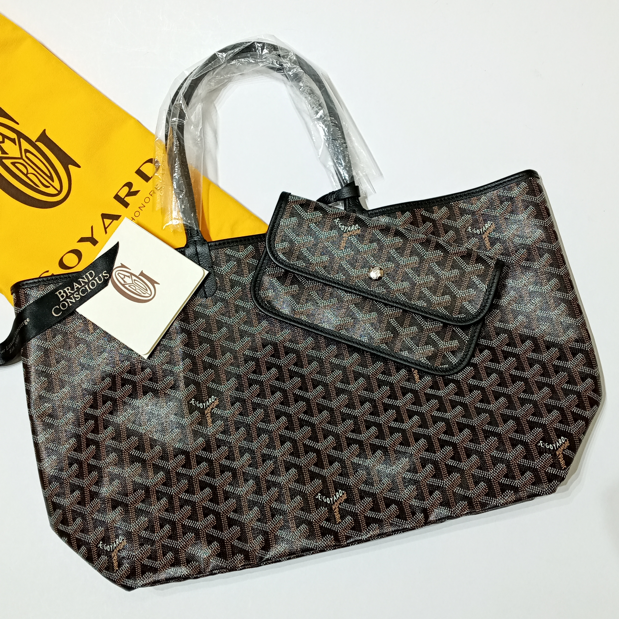 Goyard St Louis Tote Bag. What's your thoughts? #goyard #paris #lond