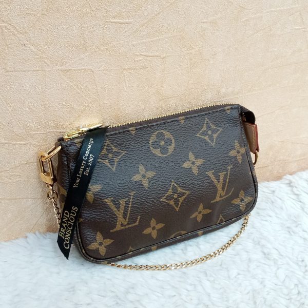 Louis Vuitton Monogram Canvas Mini Pochette Accessoires (SHF-16385