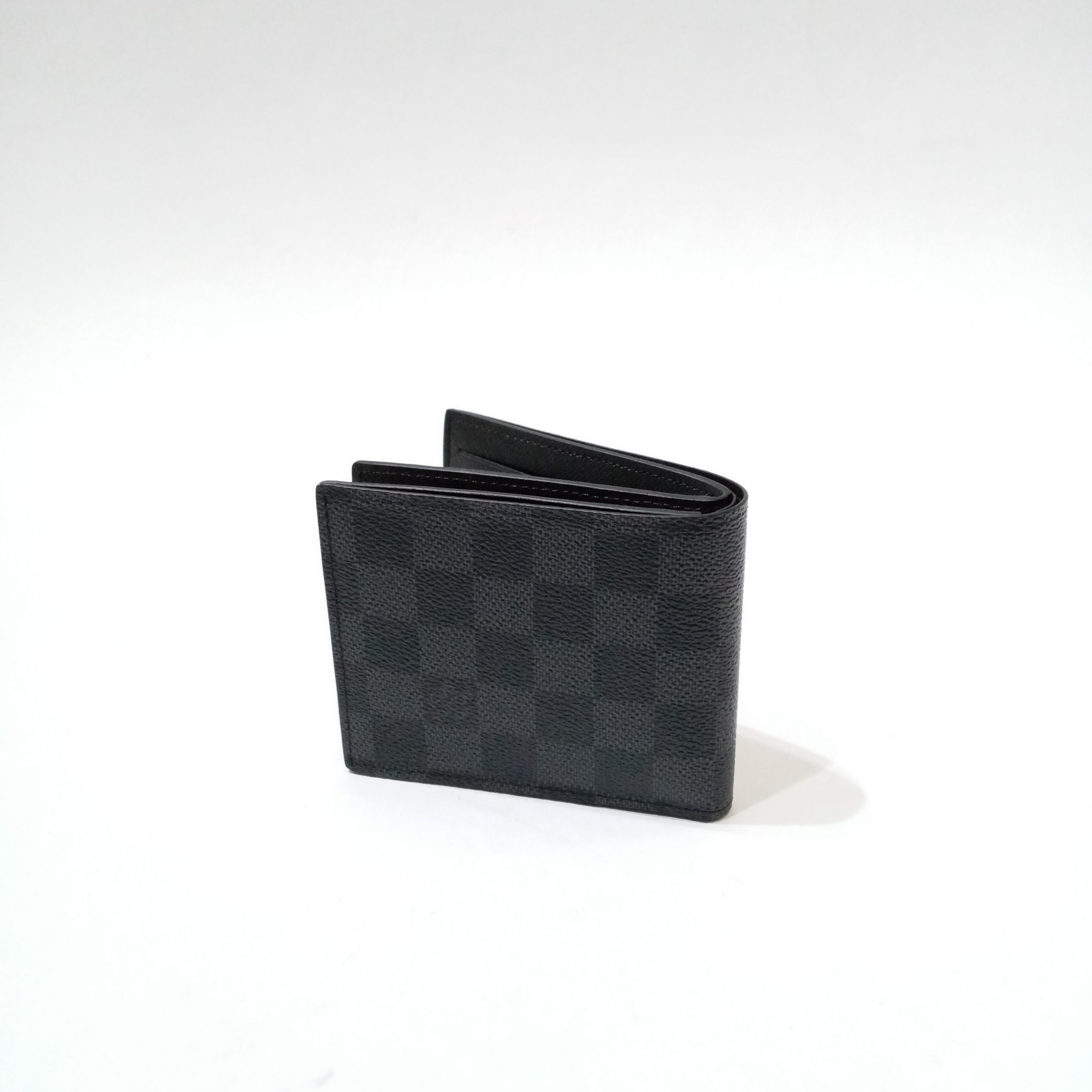 Louis Vuitton® Amerigo Wallet Graphite. Size