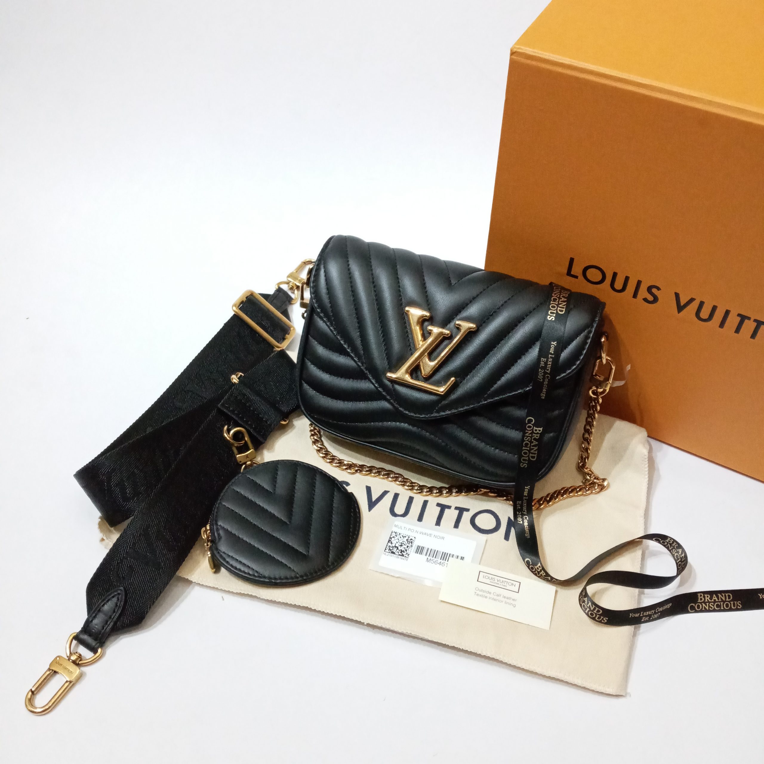 Louis Vuitton // Black New Wave Multi Pochette Bag – VSP Consignment