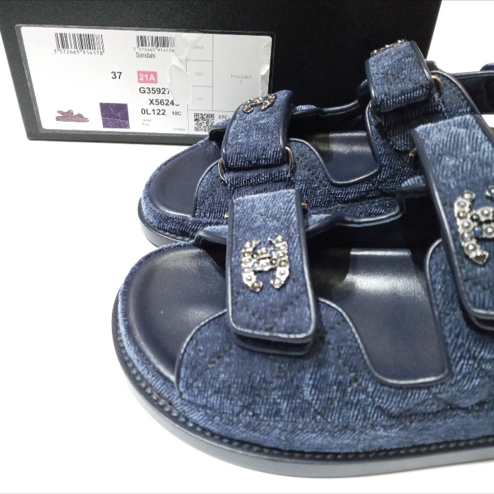 Velvet sandals Chanel Blue size 39 EU in Velvet - 34809168