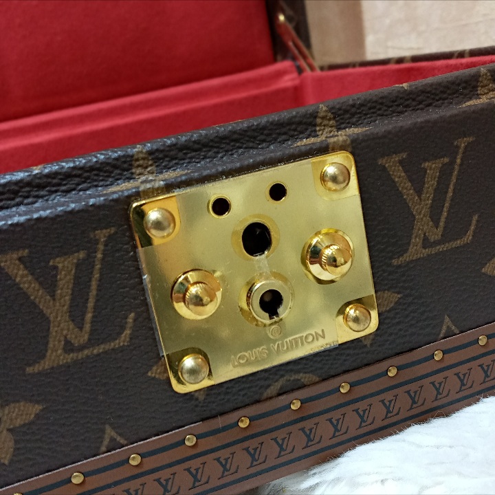 Louis Vuitton Phone Box - JewelryReluxe