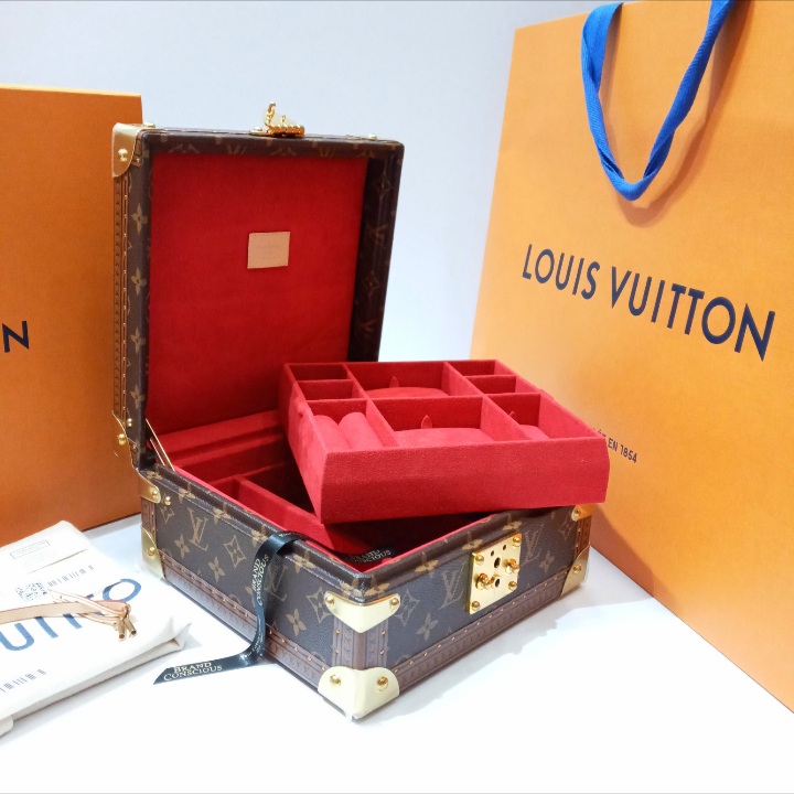 Unboxing Louis Vuitton JEWELRY BOX Monogram in Red