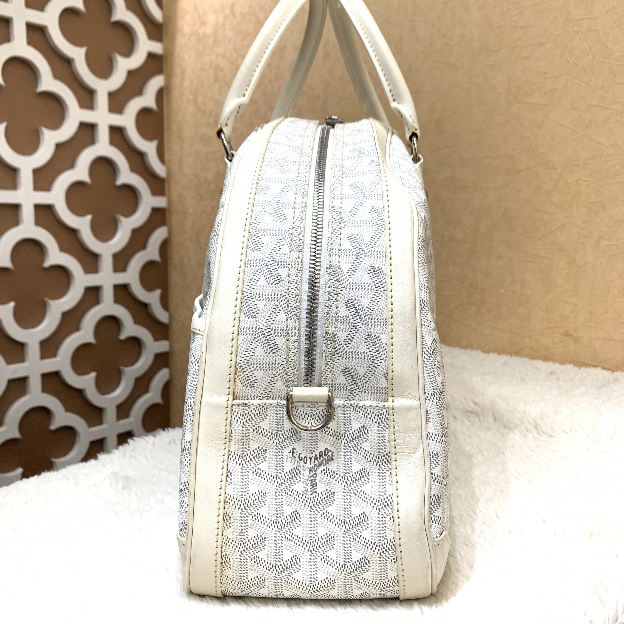 Goyard White Chevron Print Coated Canvas St. Jeanne GM Bowler Bag