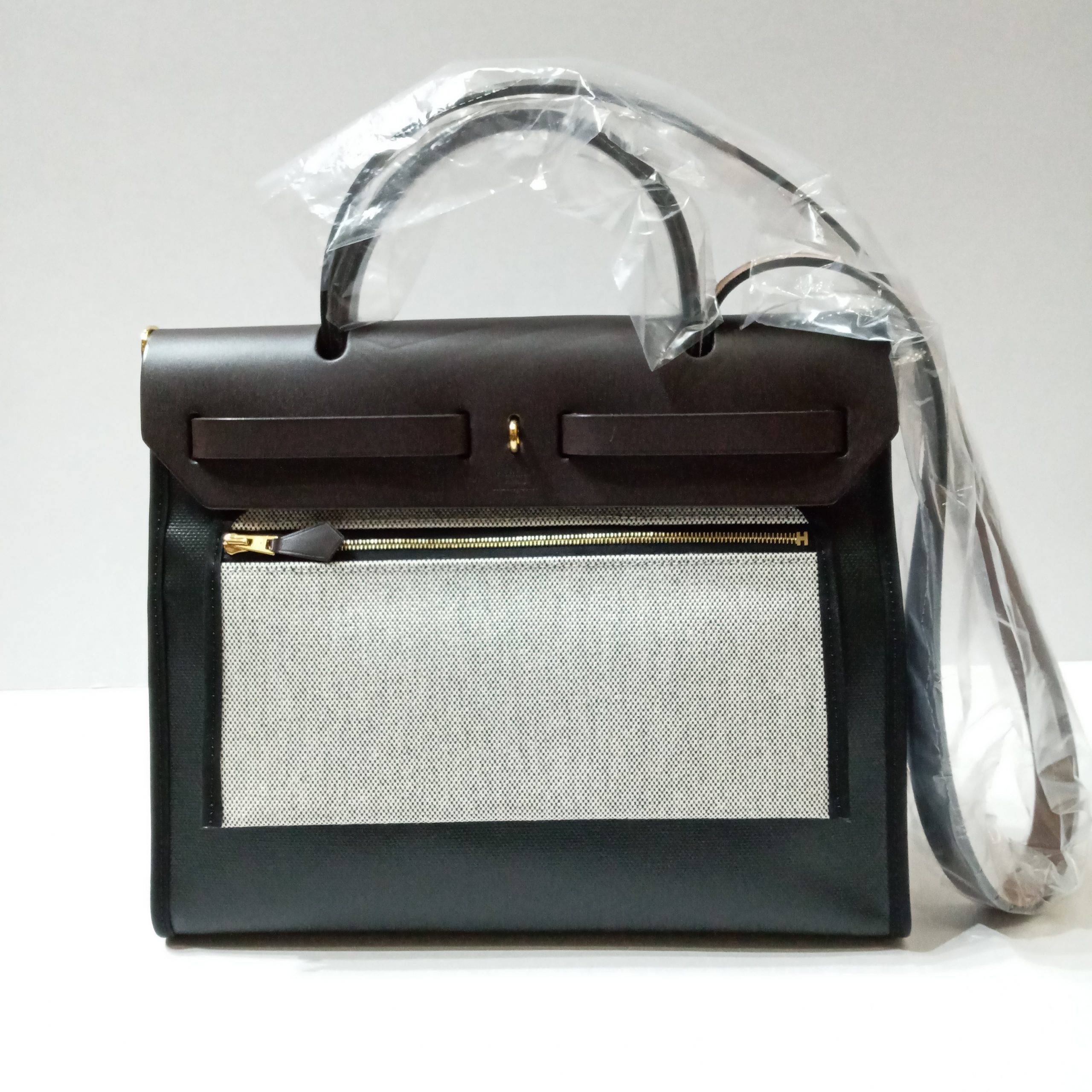 Hermes Herbag Zip 31 retourne Bag with ebene/ black color GHW