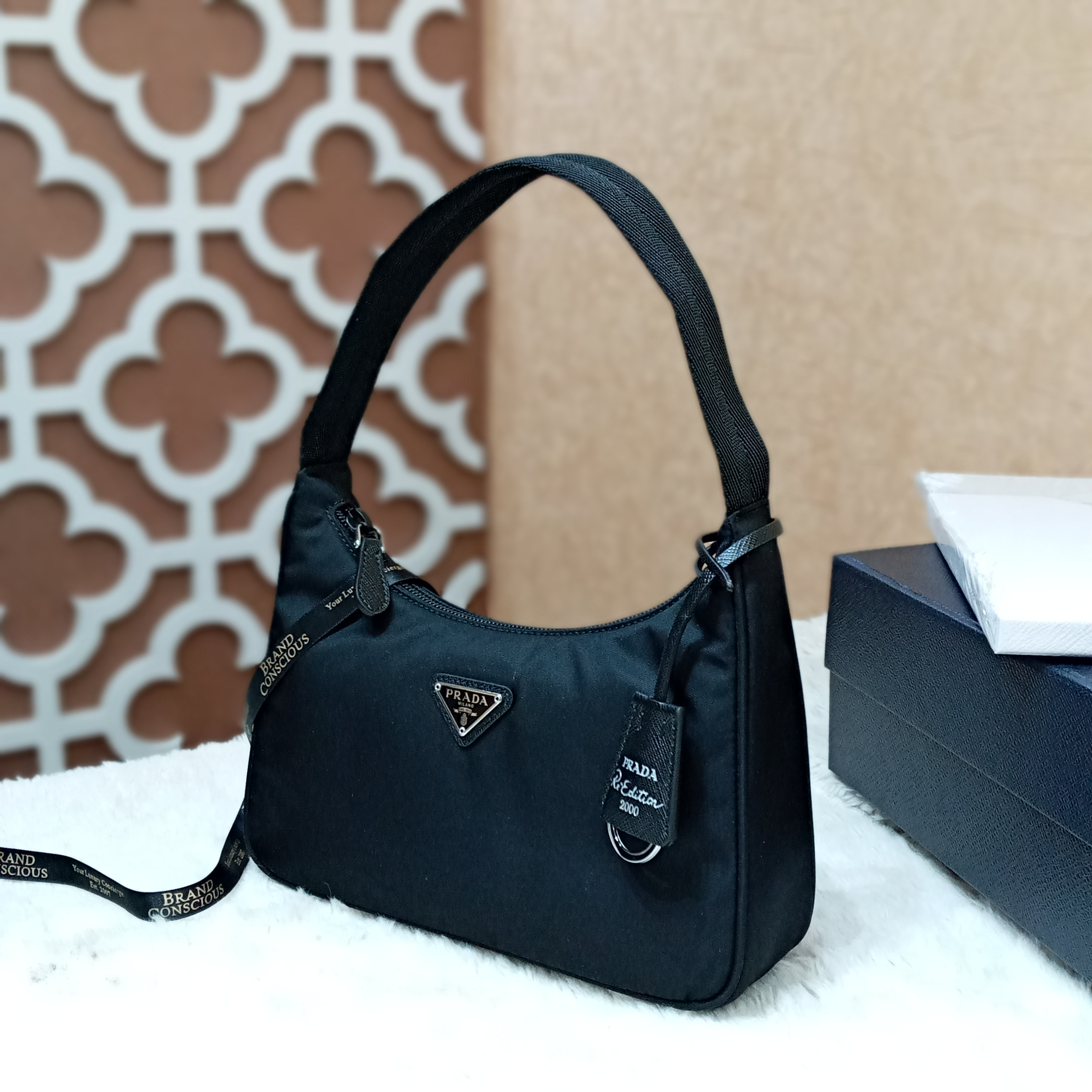 Prada 1NE515 Re-Edition 2000 Nylon Mini Bag Black - BrandConscious  Authentics