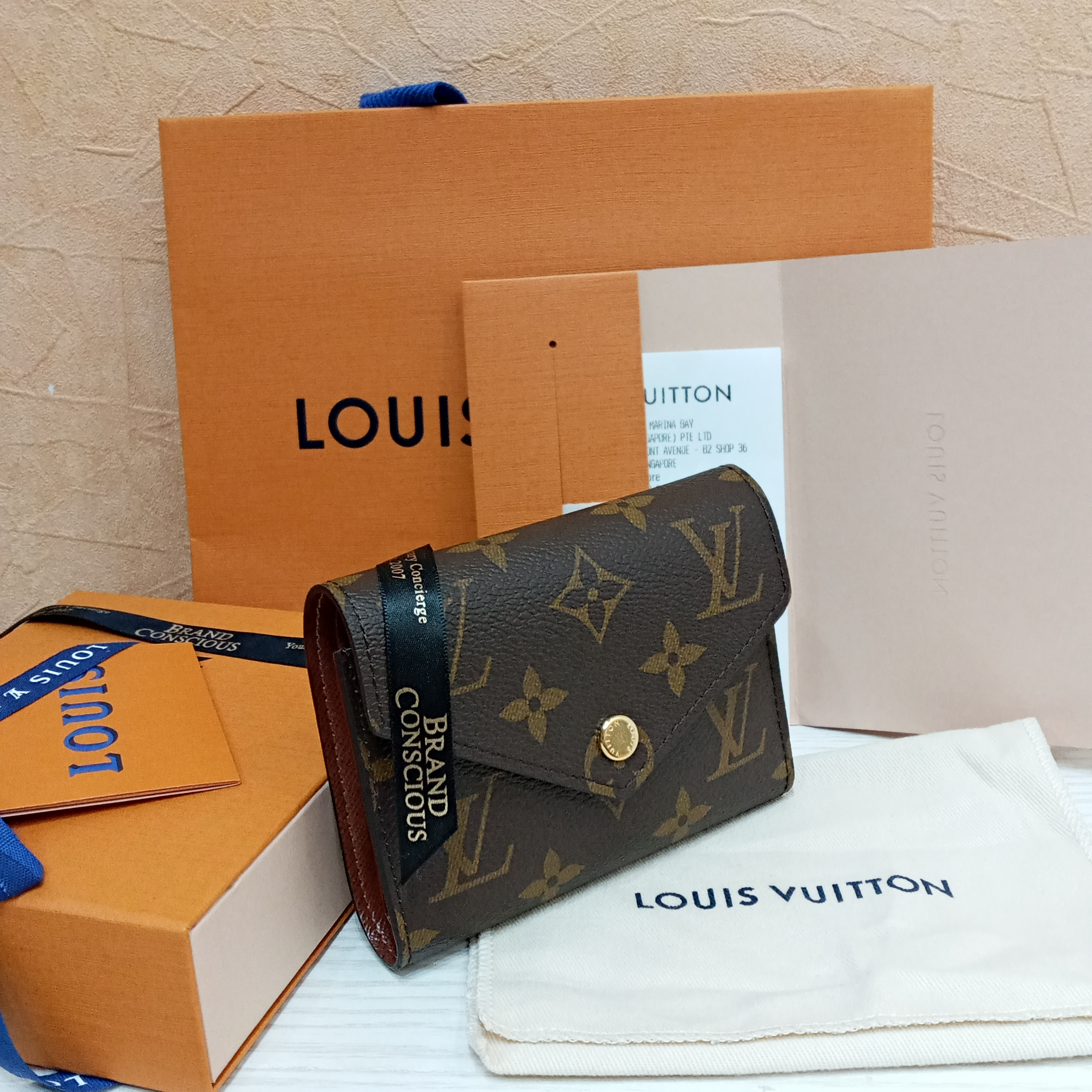 Louis Vuitton Monogram Canvas Victorine Compact Wallet, myGemma, IT