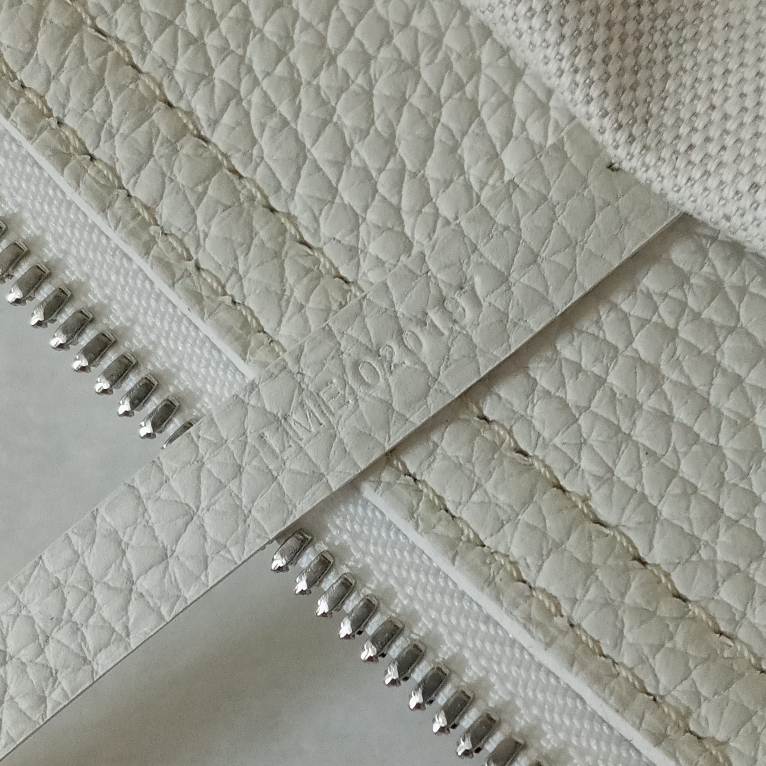 Goyard White Goyardine Sac Hardy PM Leather Cloth Cloth ref.128395