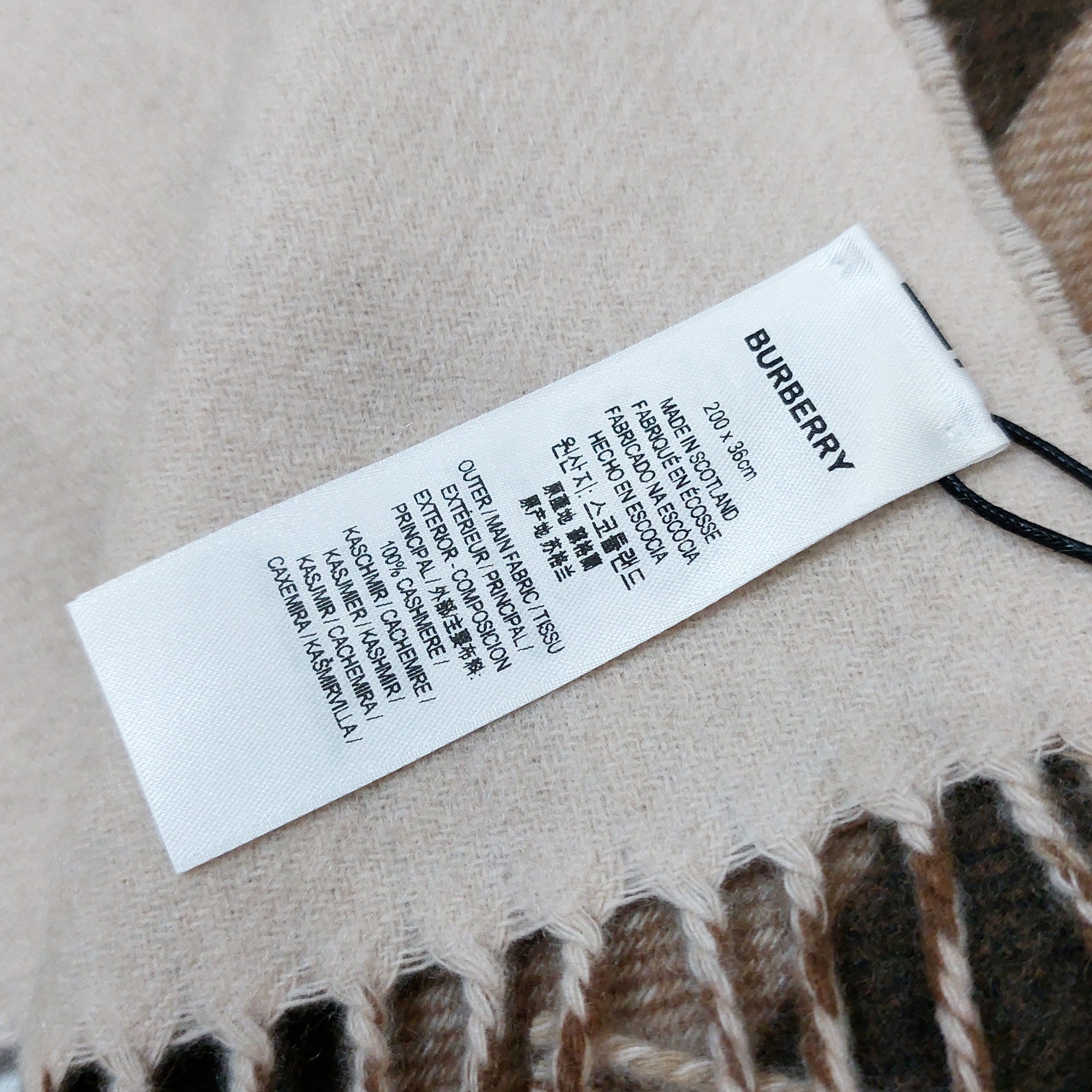 Burberry Reversible Icon Stripe Cashmere Scarf - BrandConscious Authentics