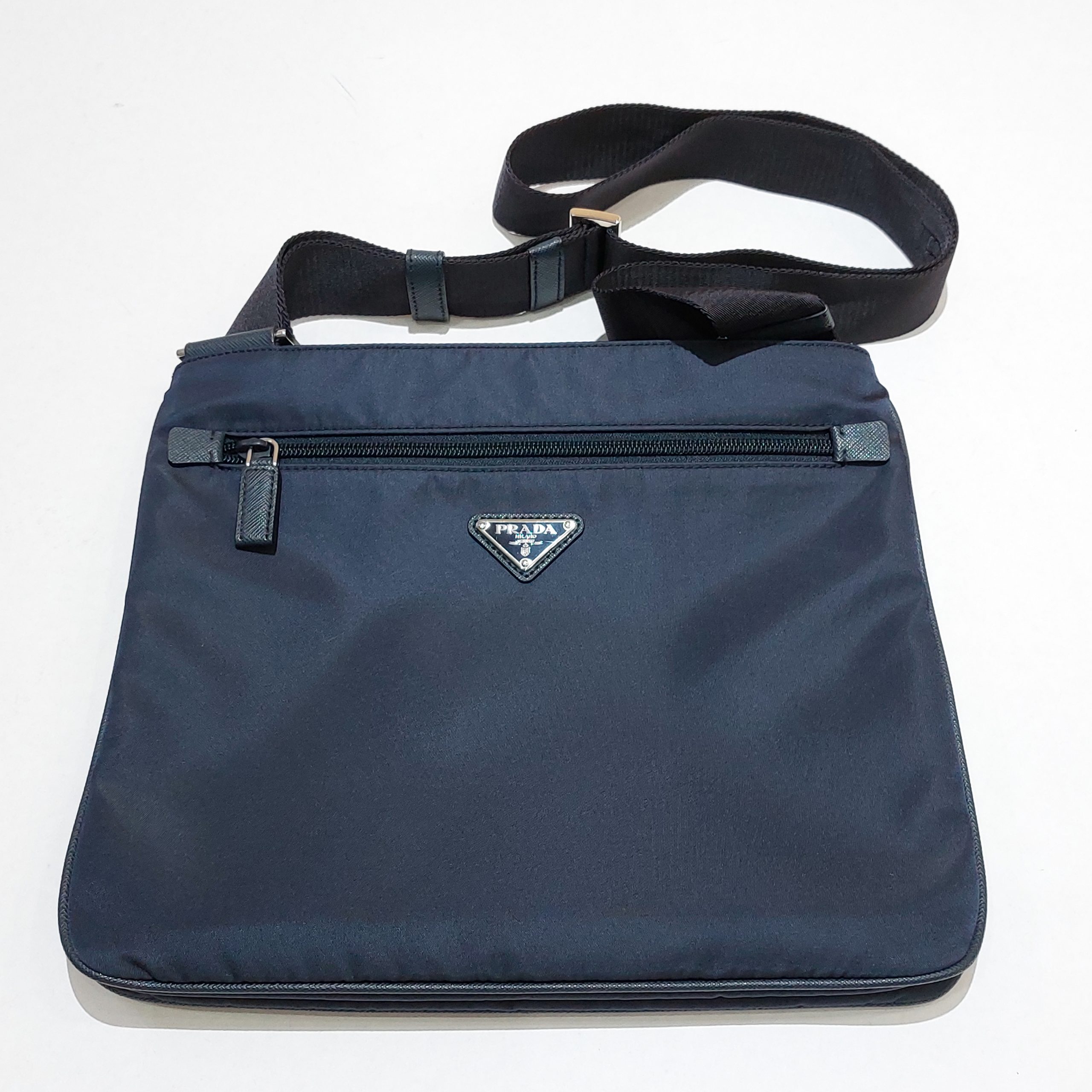 Prada Tessuto Saffiano Blue Nylon Logo Crossbody Messenger Bag 2VH563 –  Queen Bee of Beverly Hills