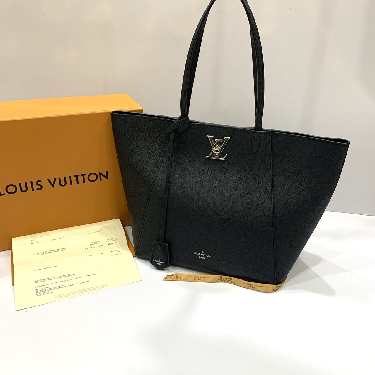 Louis Vuitton Lockme Cabas Tote Noir Rose