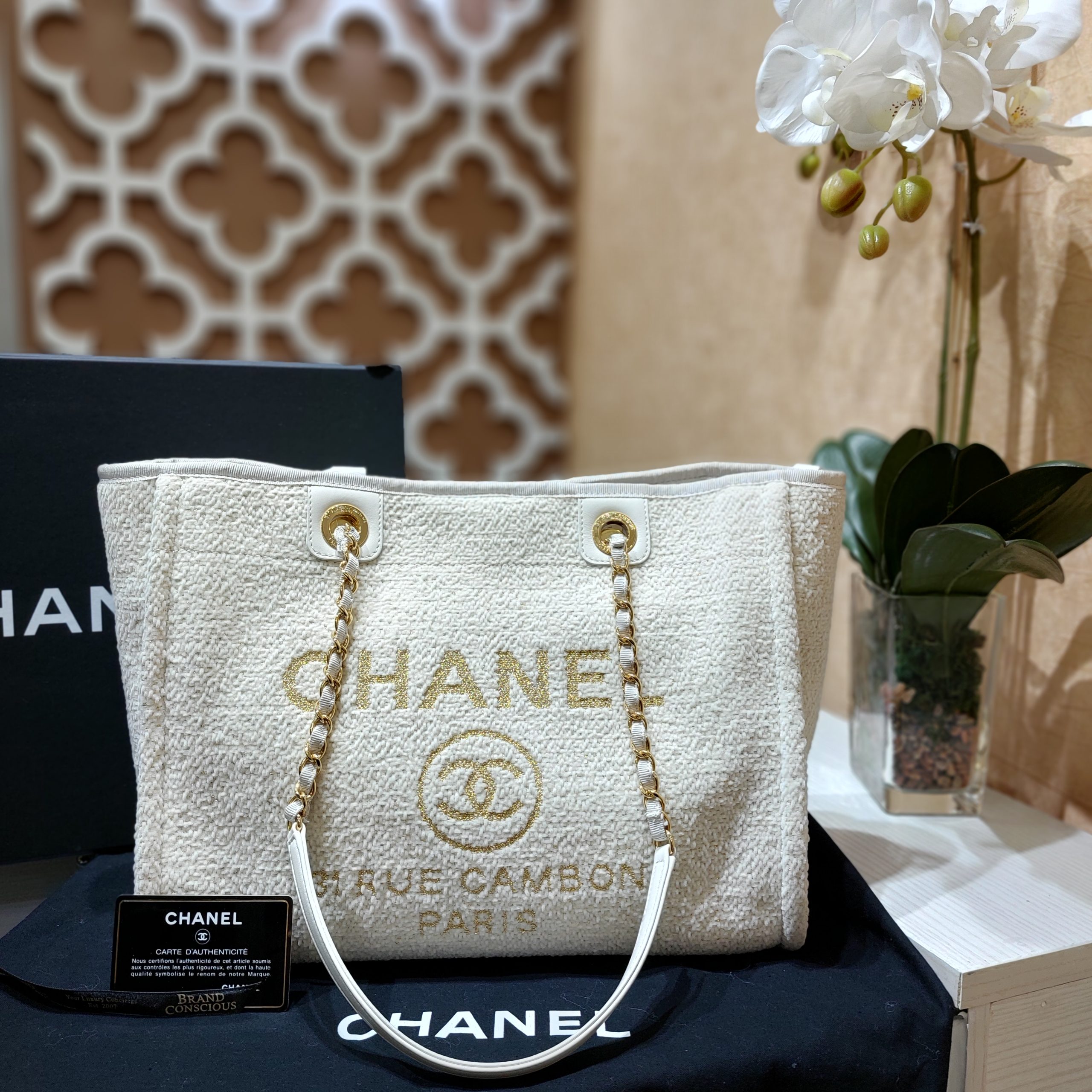 Chanel Deauville Medium shopping tote beige tweed