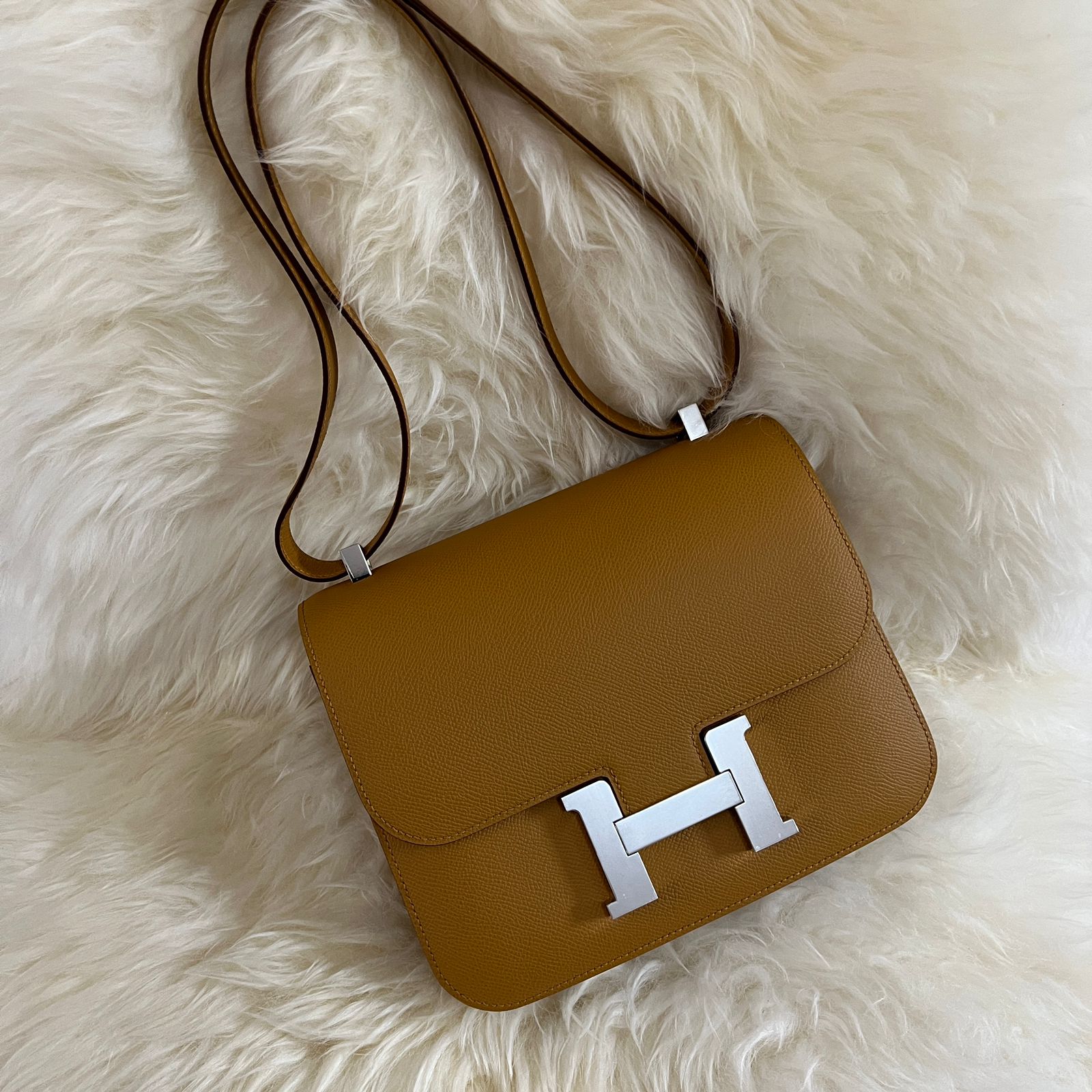 Hermes Constance 24 Verso Sesame Shoulder Bag