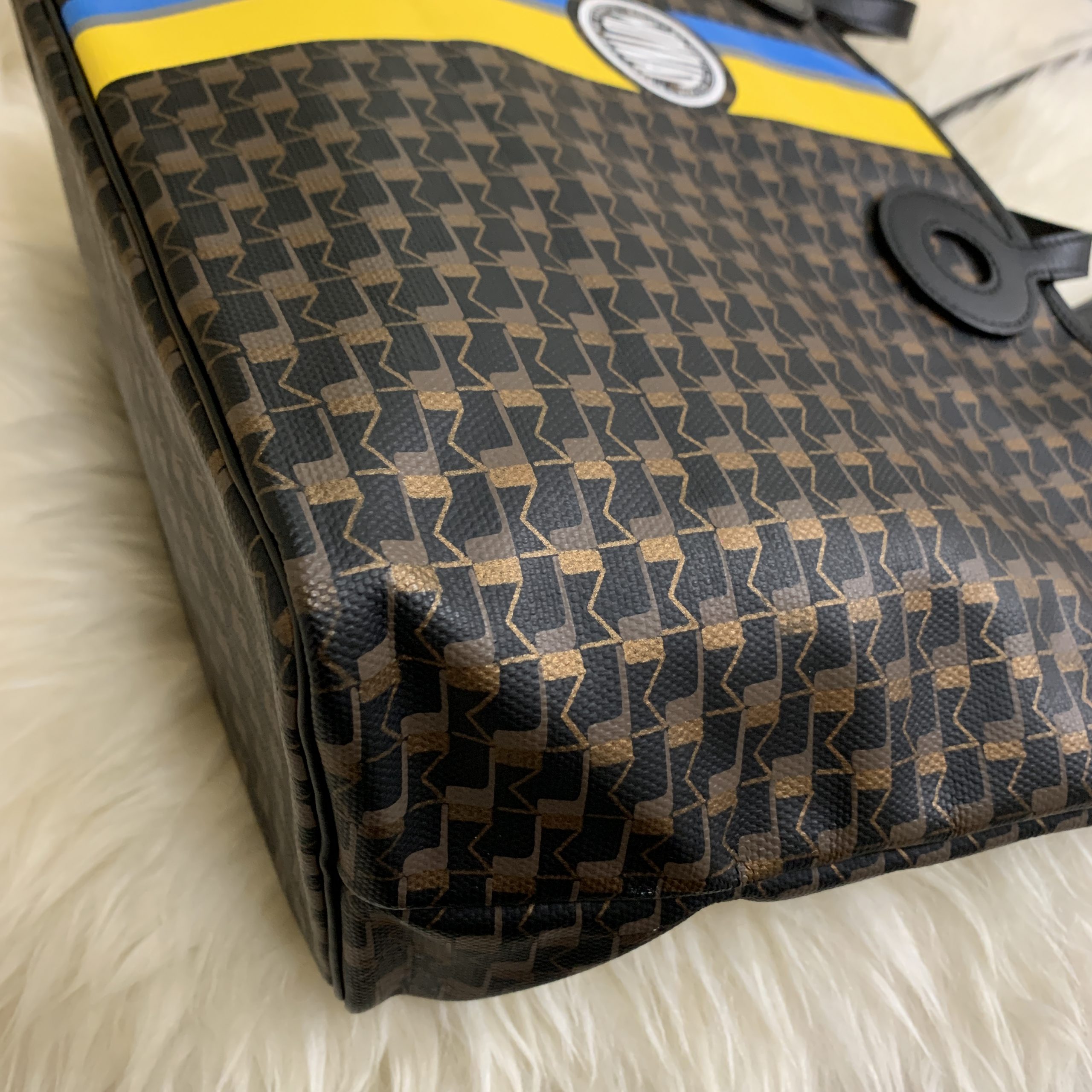 Moynat Oh Tote 1920 - medium, Luxury, Bags & Wallets on Carousell