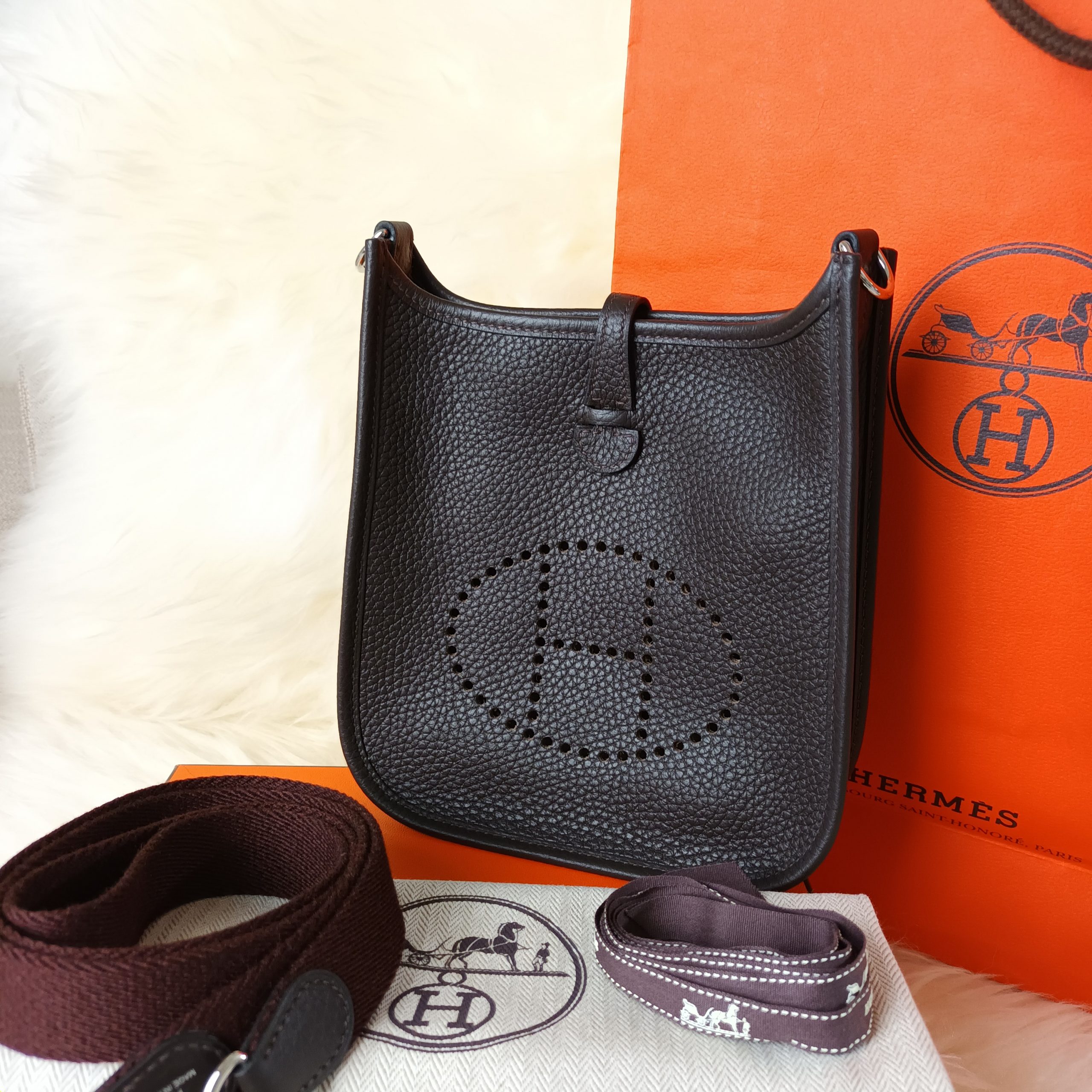 Hermes Noir Clemence Evelyne TPM