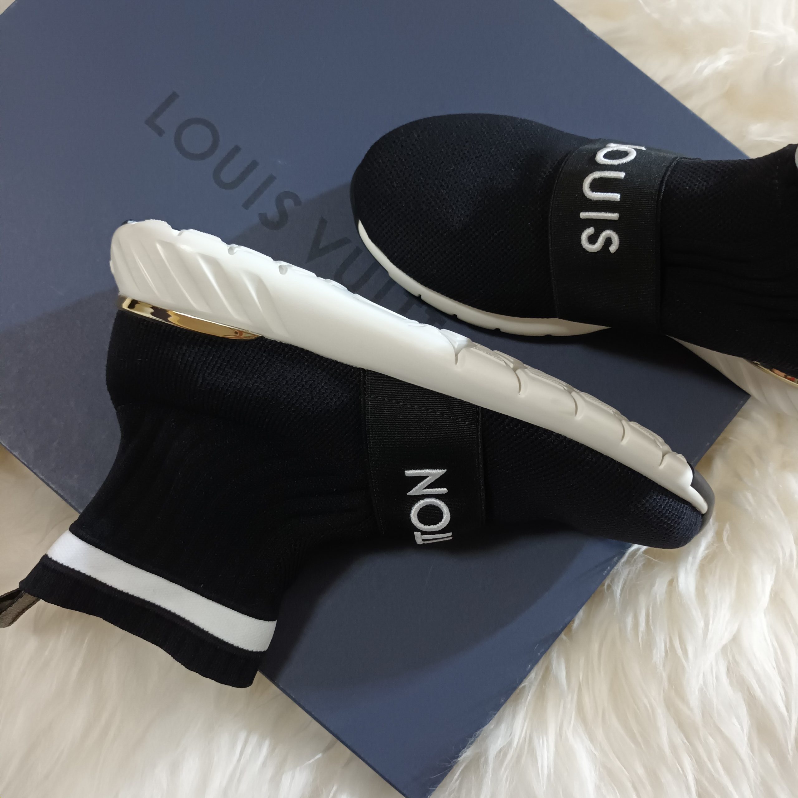 Louis Vuitton Aftergame Sneaker Black Boots Size 35