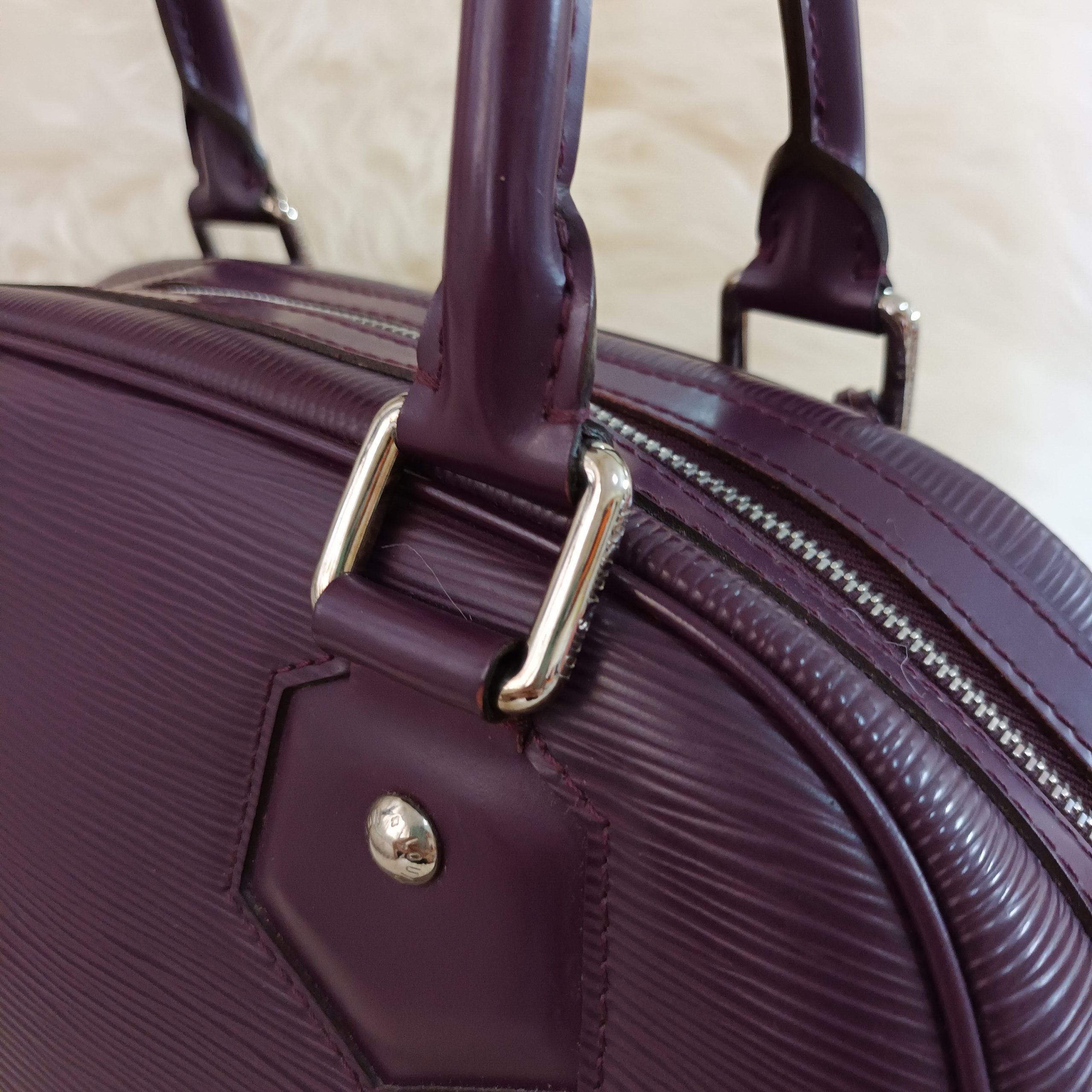 Louis Vuitton Epi Bowling Montaigne PM Prune / Purple