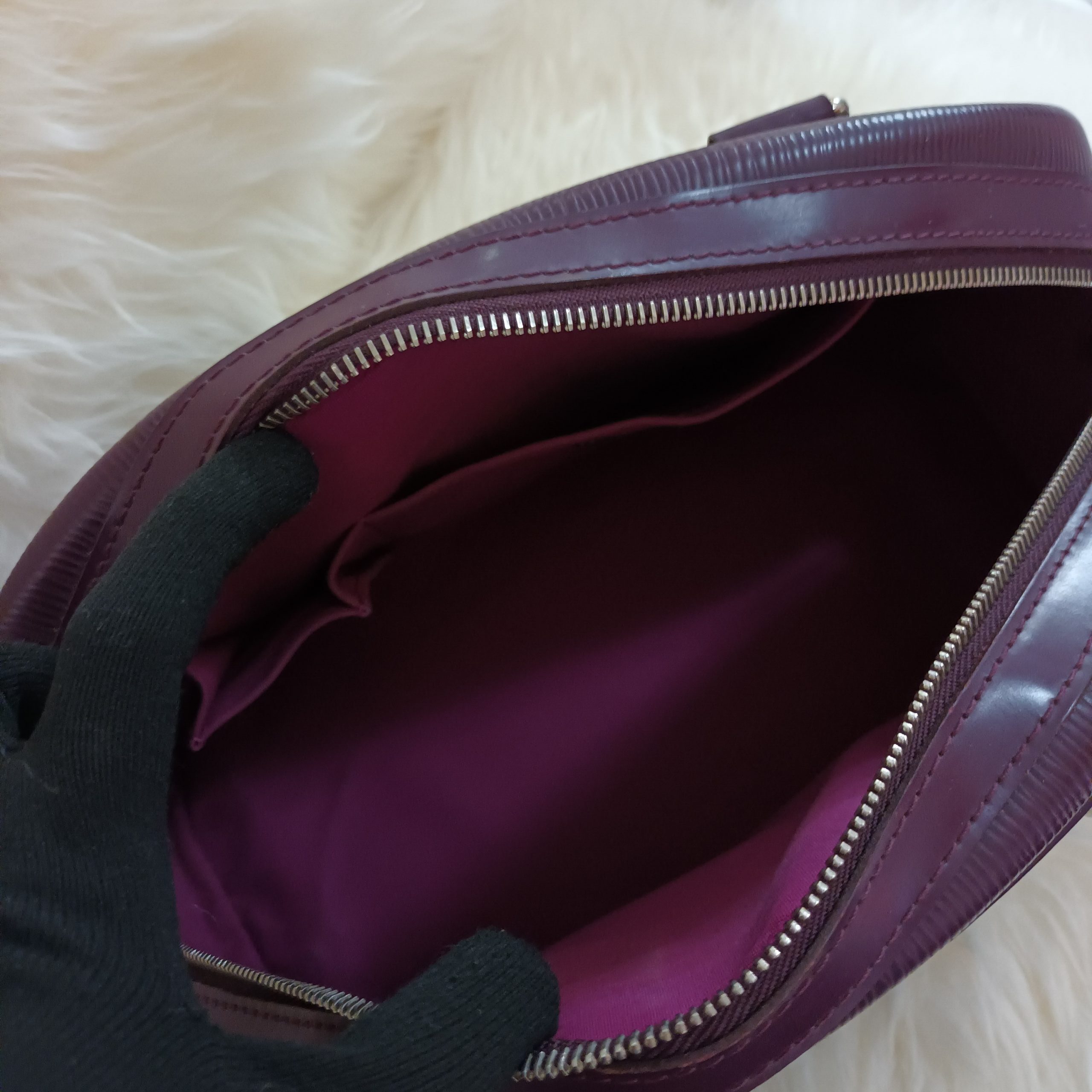 Louis Vuitton Epi Bowling Montaigne PM Prune / Purple