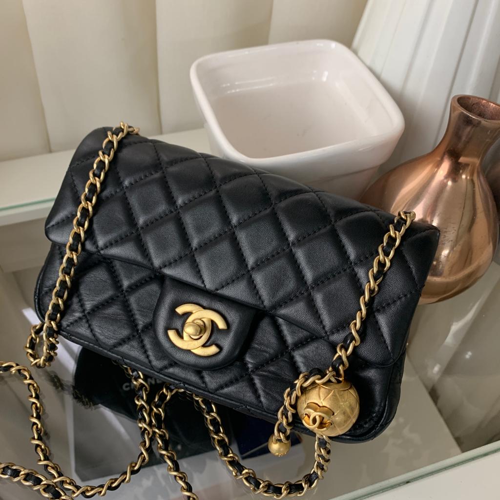 Holy Grail* Chanel Black with Gold Interior Pearl Crush Mini Square F –  Bags Of Personality