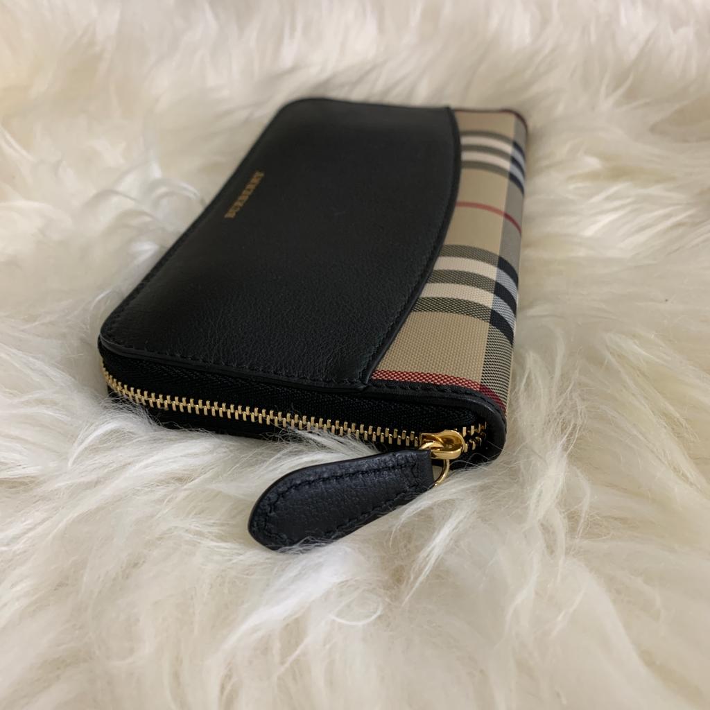 Burberry Haymarket Check Elmore Zip Around Wallet (SHF-19807) – LuxeDH