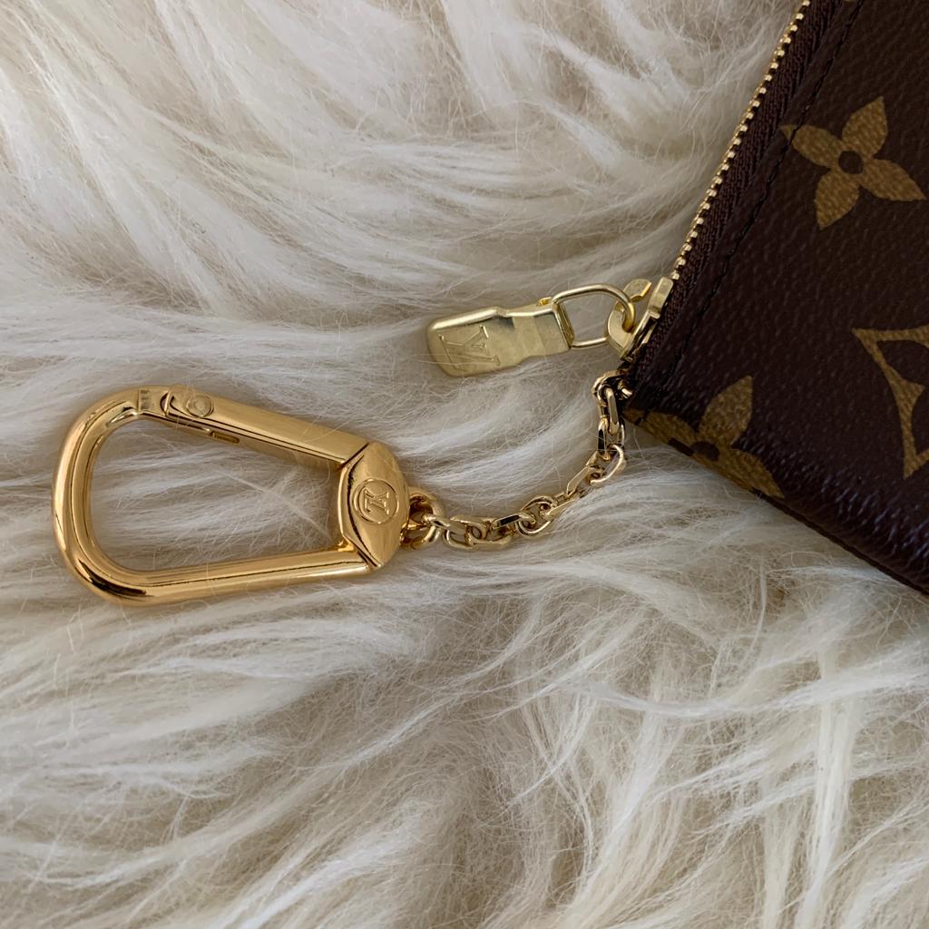 Louis Vuitton Key Cles Pochette Keychain Change Monogram Vernis Coin Pouch  Metal ref.291820 - Joli Closet