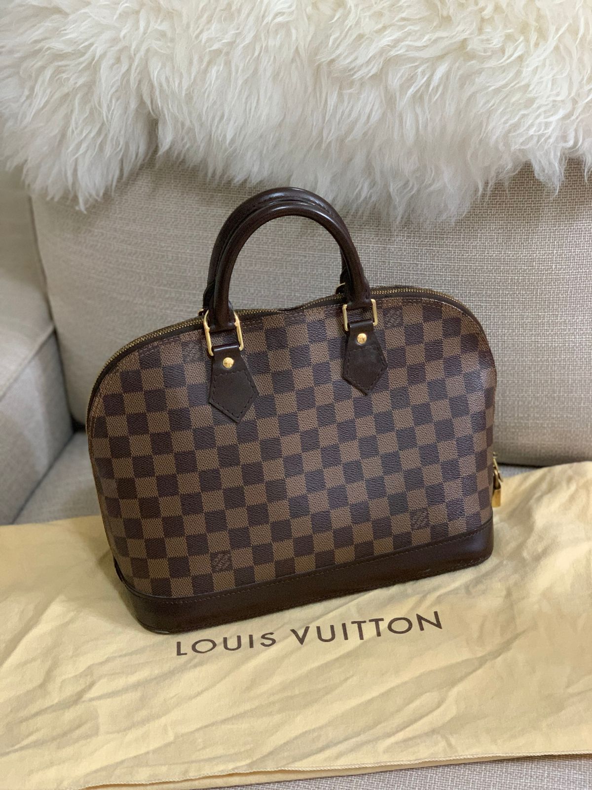 Louis Vuitton Damier Ebene Alma PM (SHG-29425) – LuxeDH