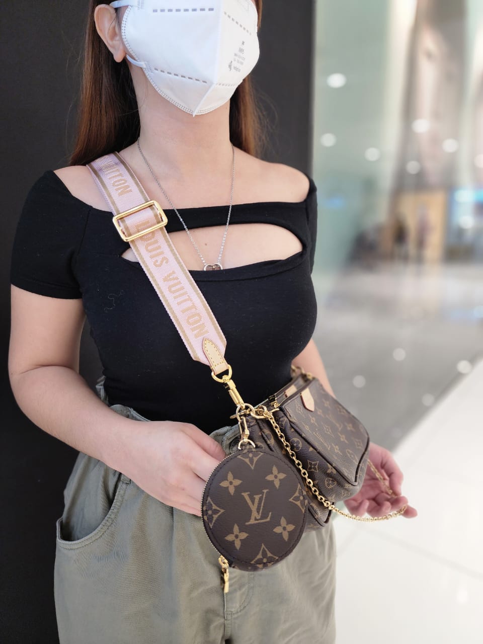 Louis Vuitton Multi Pochette Bag vs High Street - ALLINSTYLE