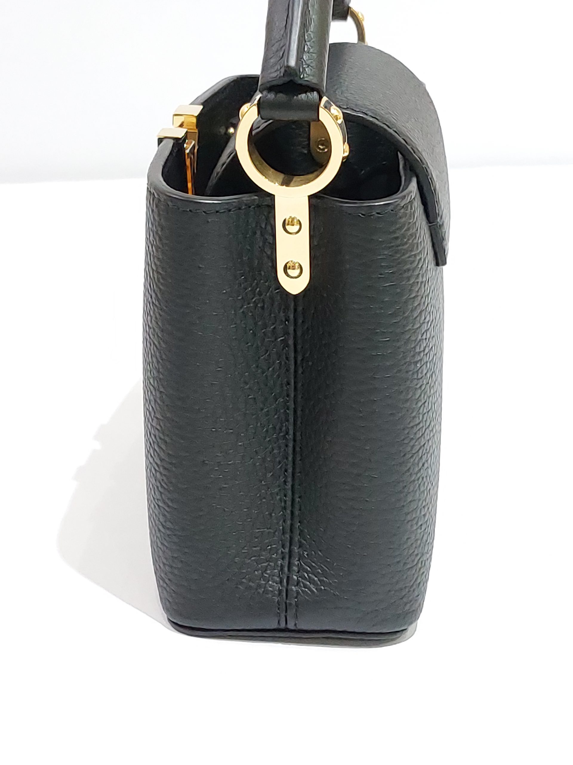 Louis Vuitton Black Taurillon Leather Capucines Mini Nm