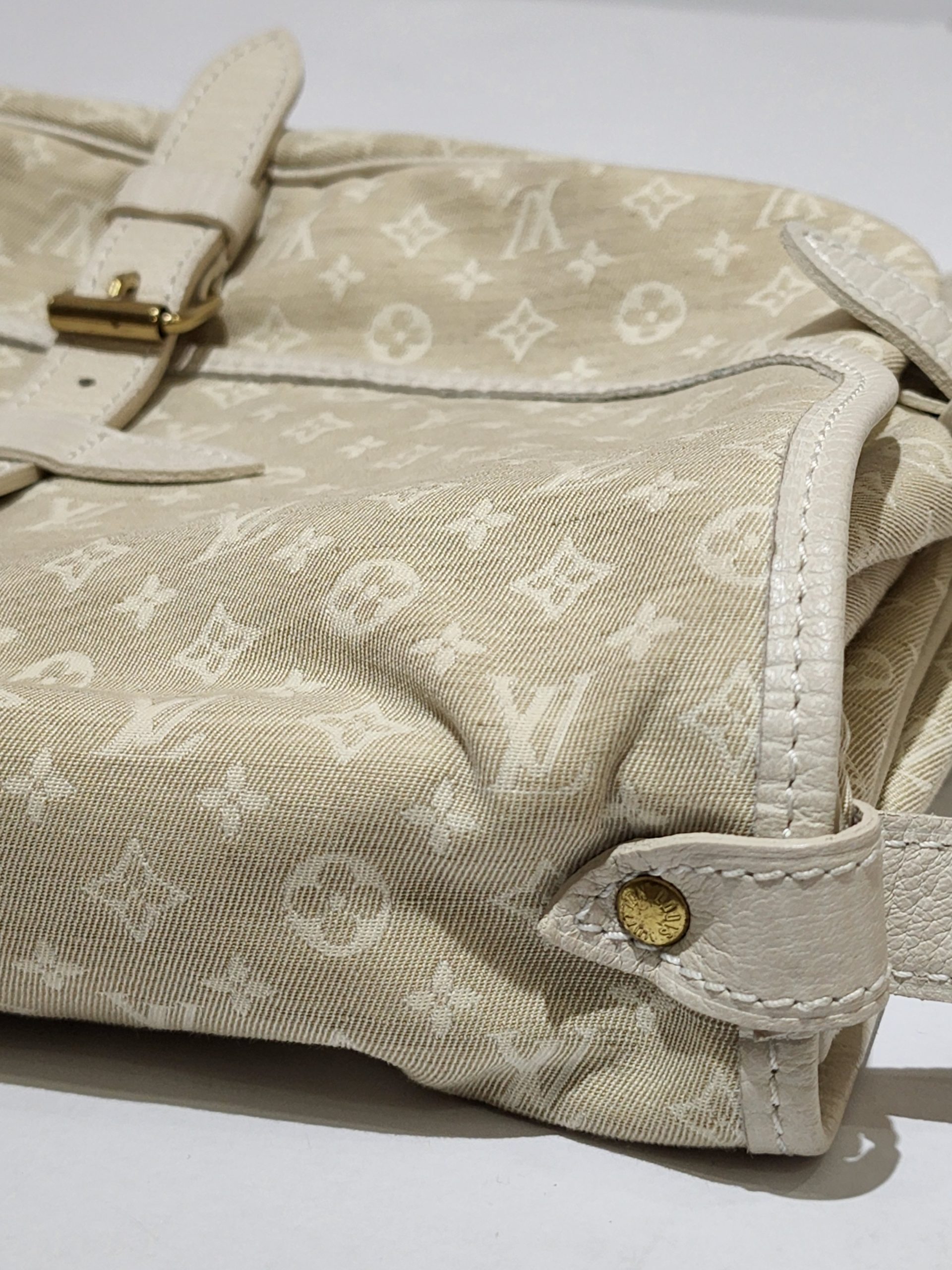 Louis Vuitton Louis Vuitton Saumur 30 Dune Off-white Monogram Mini