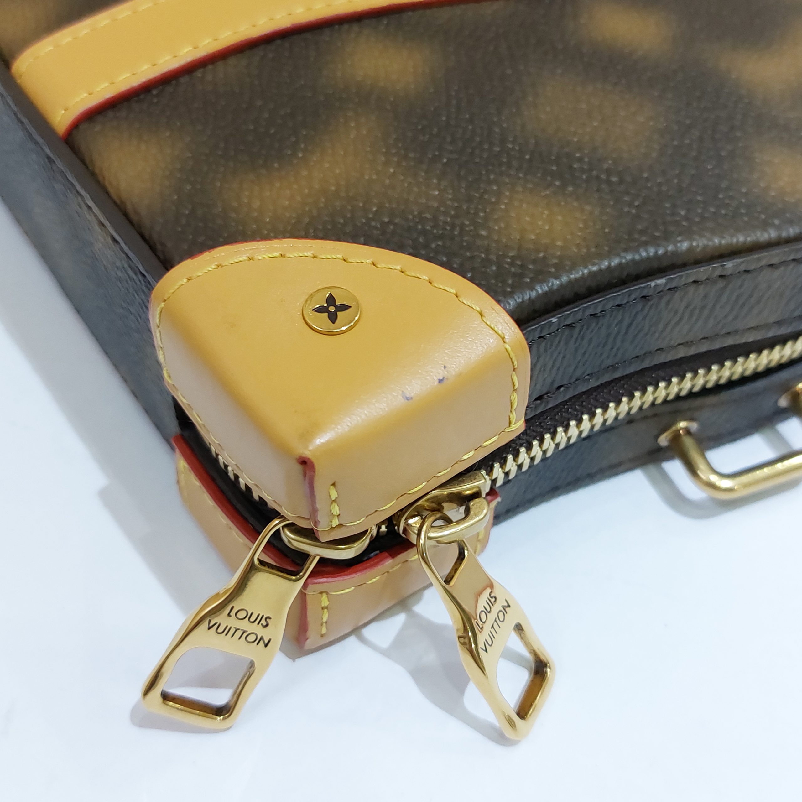 Louis Vuitton Wavy Soft Trunk Wallet in Blurry Monogram FW22