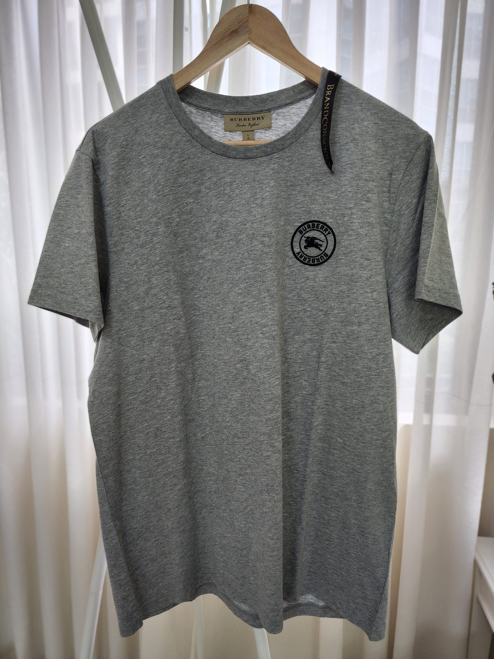 Burberry Jenson Pale Grey Tee Size Large - BrandConscious Authentics