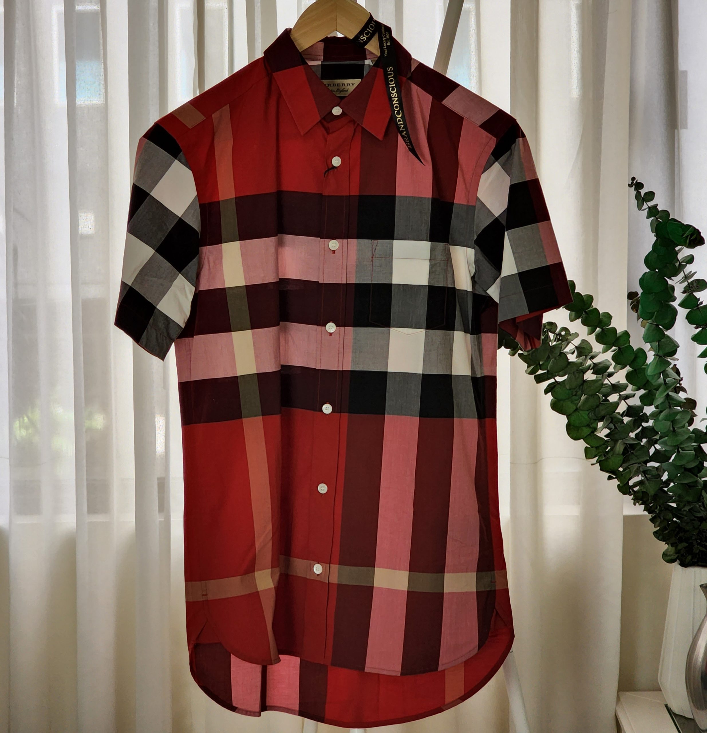 Burberry Poplin Short Sleeve Shirt Parade Red XS - BrandConscious Authentics