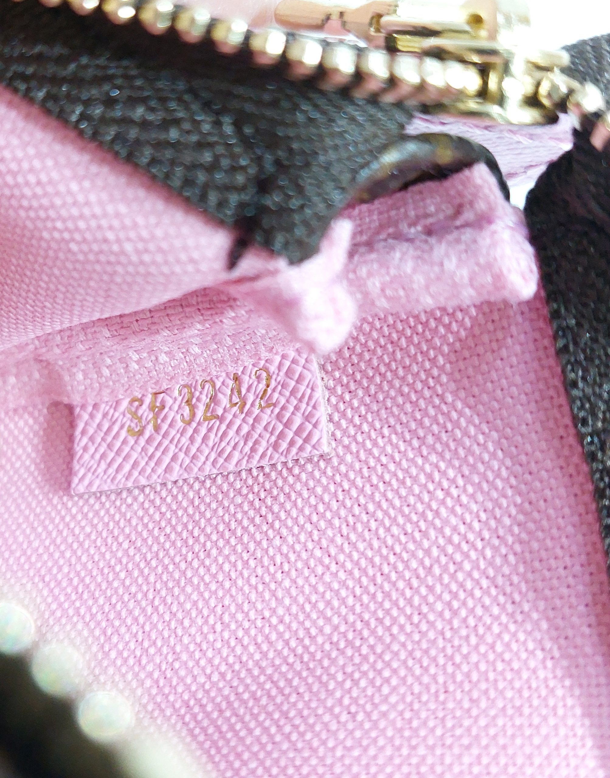 Louis Vuitton Key Pouch Vivienne Holiday Monogram Canvas/Pink in