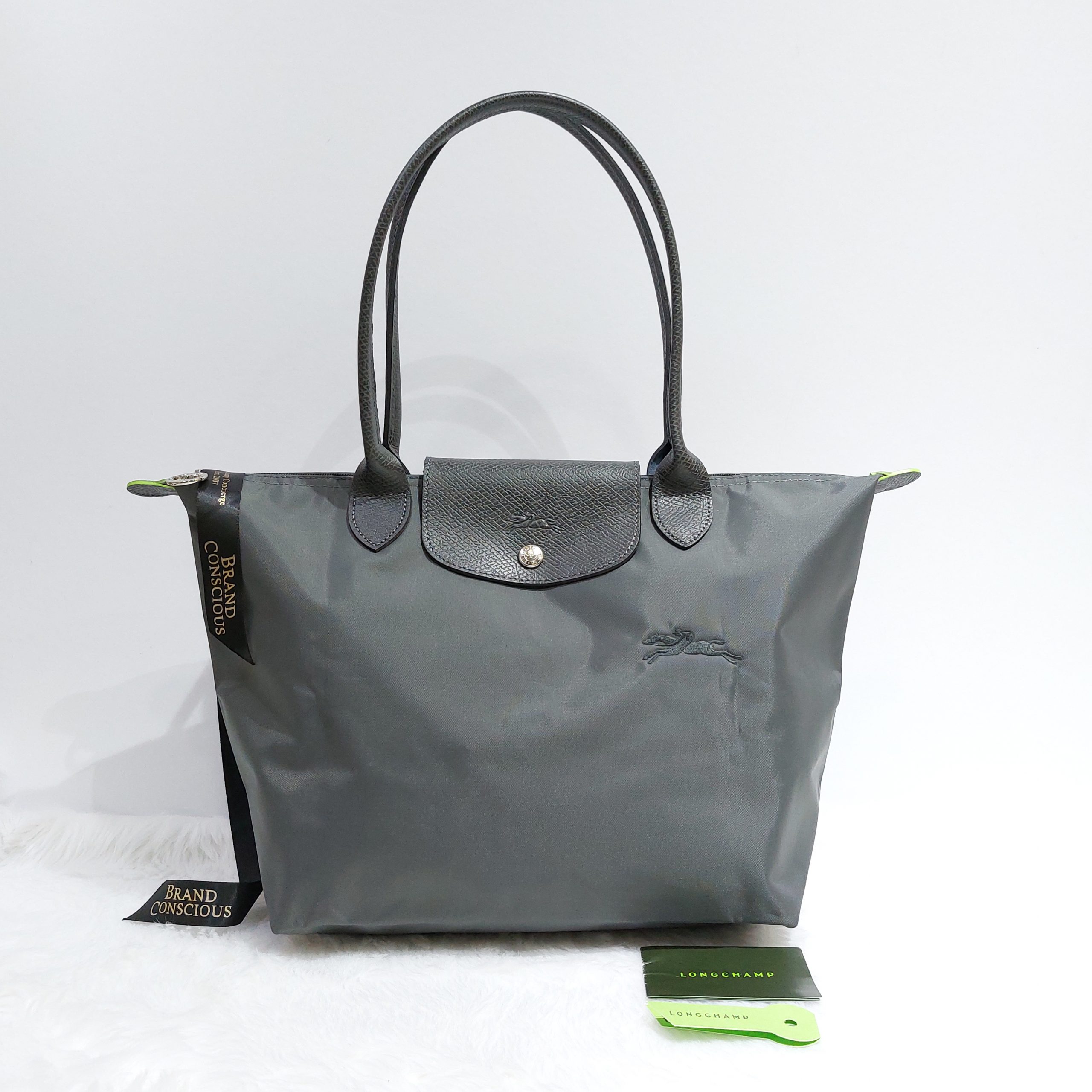 Le Pliage Green Pouch with handle Graphite - Recycled canvas