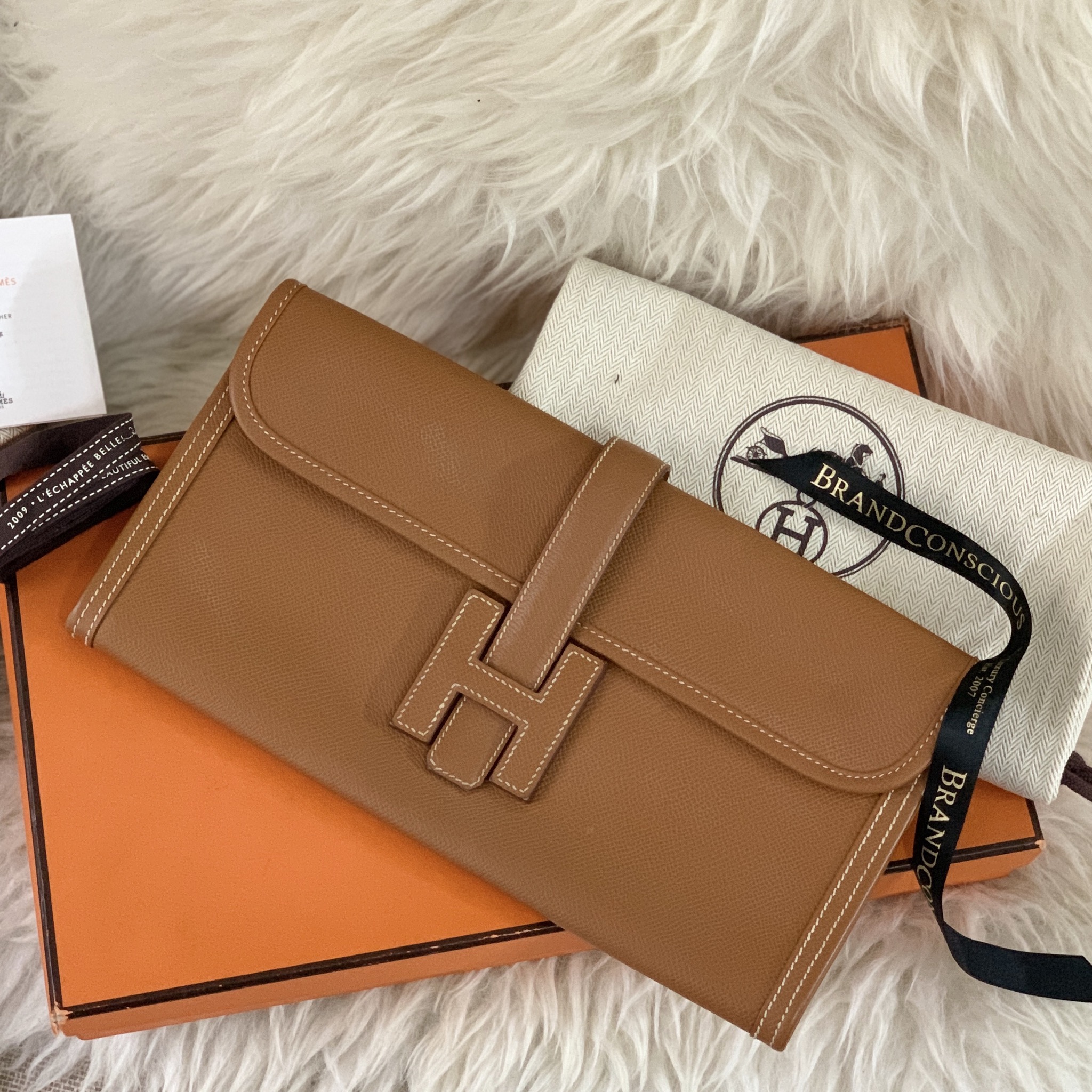 Hermes Jige Elan 29 Gold Clutch Bag Evercolor Leather – Mightychic