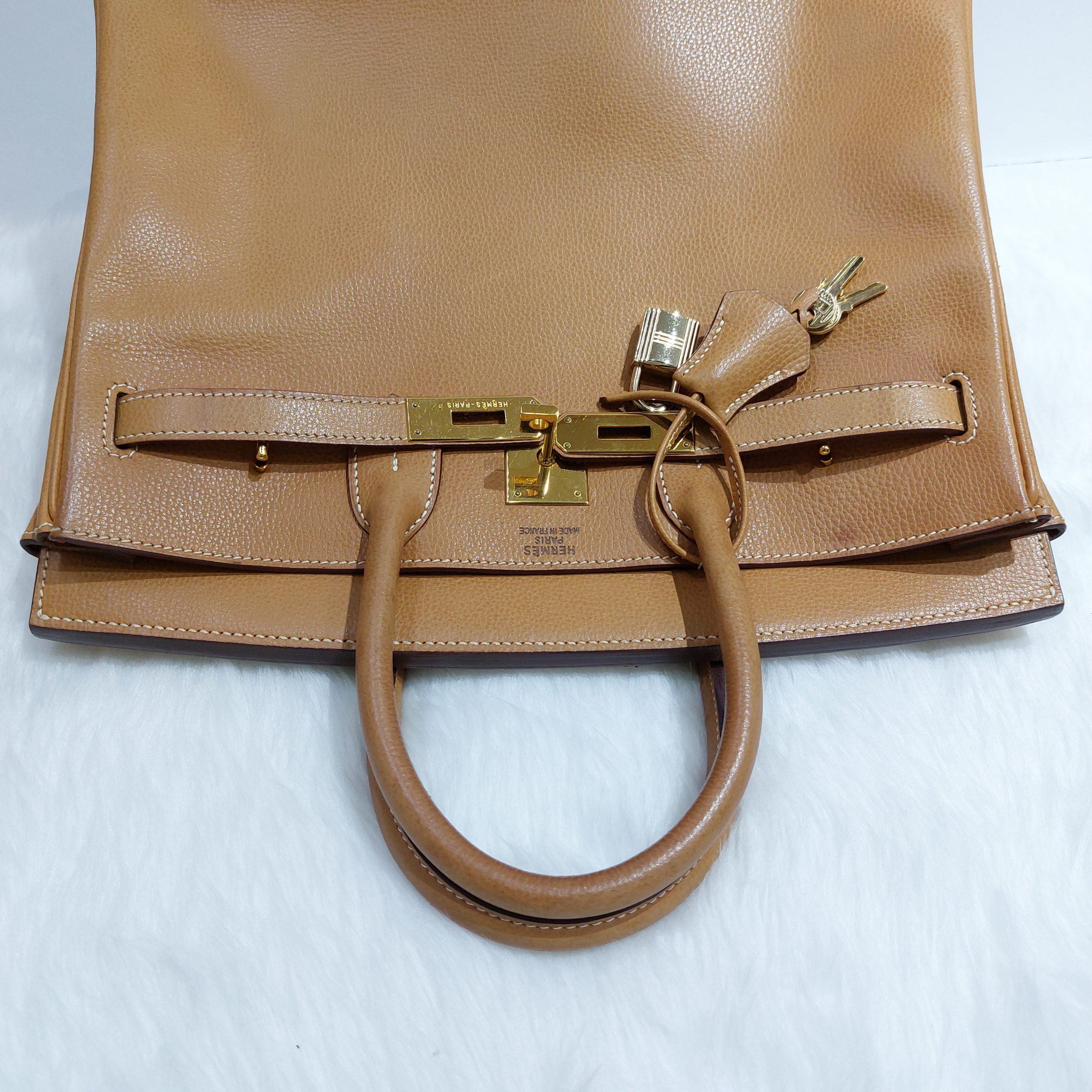 A NATUREL BARÉNIA LEATHER HAC BIRKIN 32 WITH GOLD HARDWARE