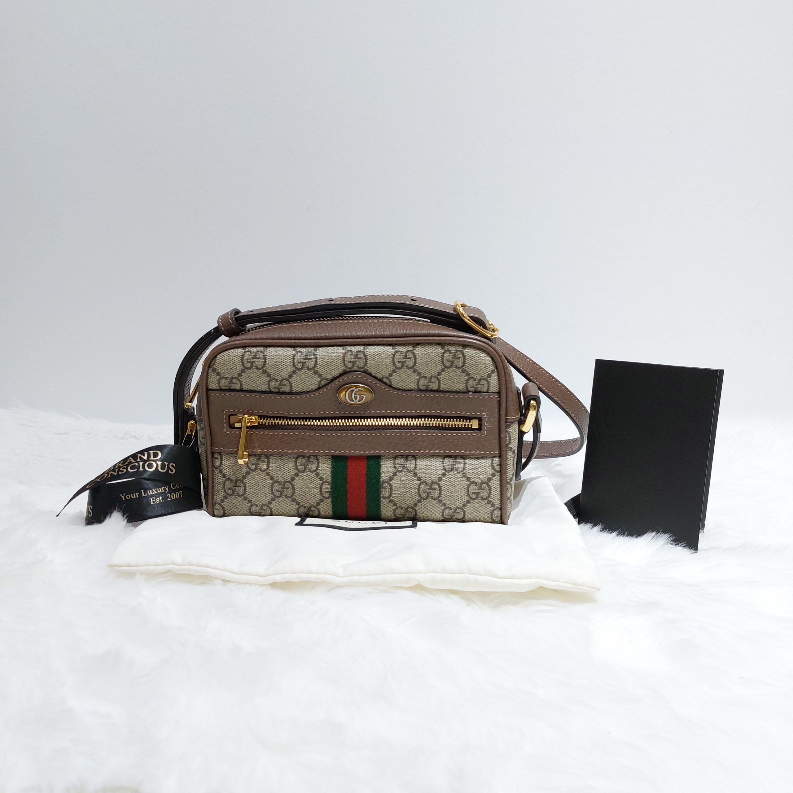 Gucci GG Supreme Tigers Messenger Bag - BrandConscious Authentics