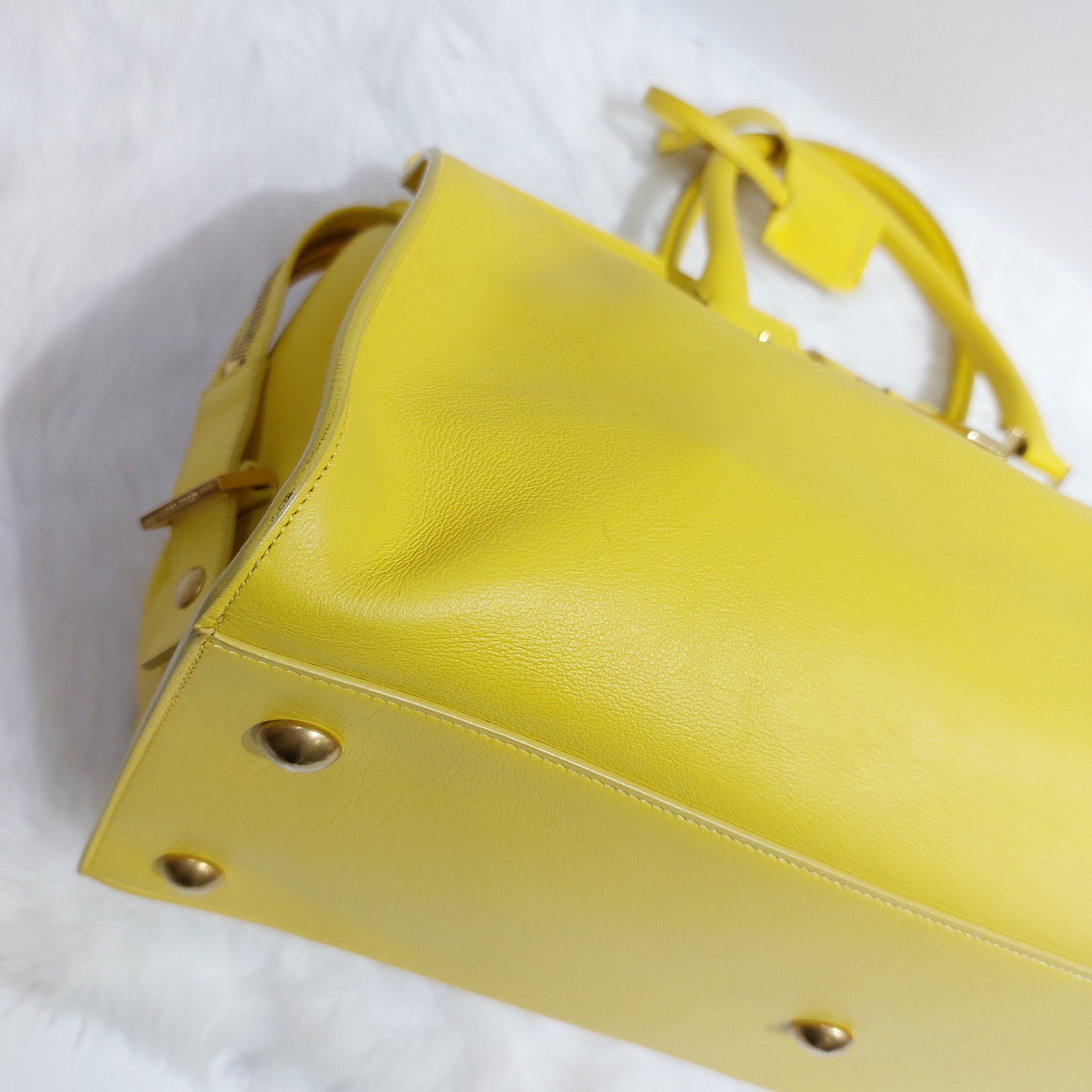 Saint Laurent Yellow Leather Medium Cabas Chyc Tote - BrandConscious  Authentics