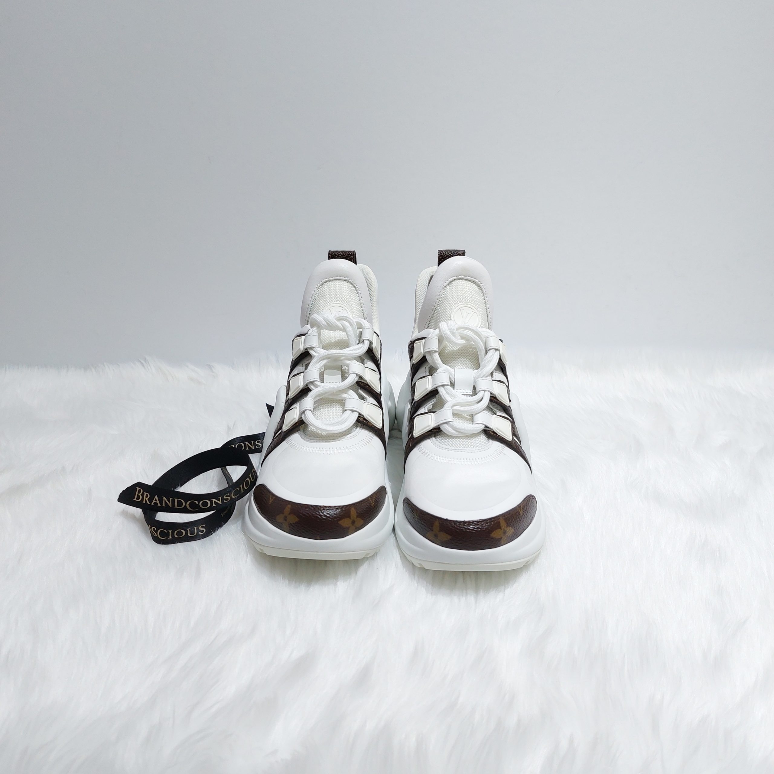 Louis Vuitton White/Monogram Canvas and Leather Archlight Sneakers Size 37  Louis Vuitton