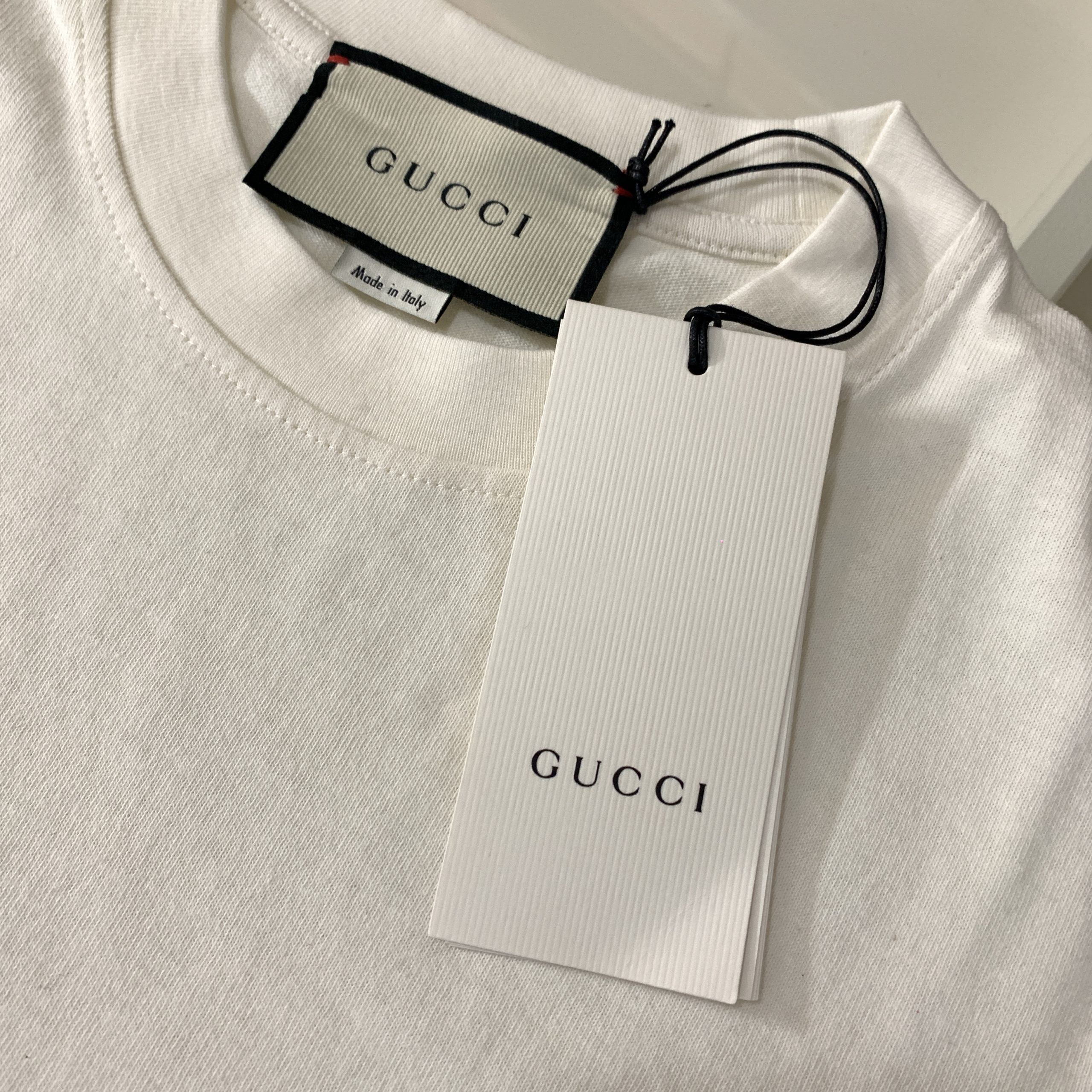 Gucci Hawaii Print Cotton Jersey T Shirt Off White Size XS - BrandConscious  Authentics