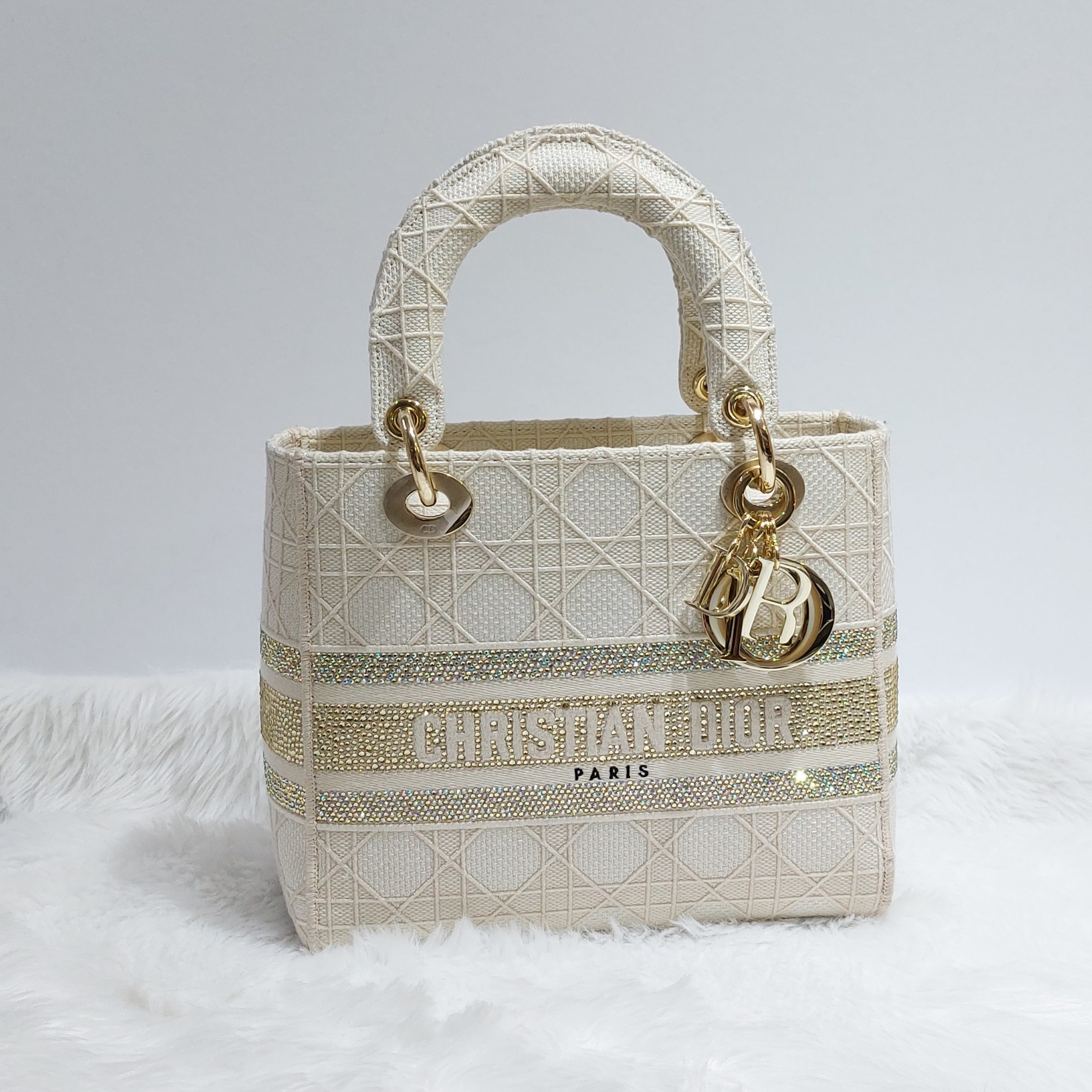 Christian Dior 2023-24FW MEDIUM LADY D-LITE BAG in 2023