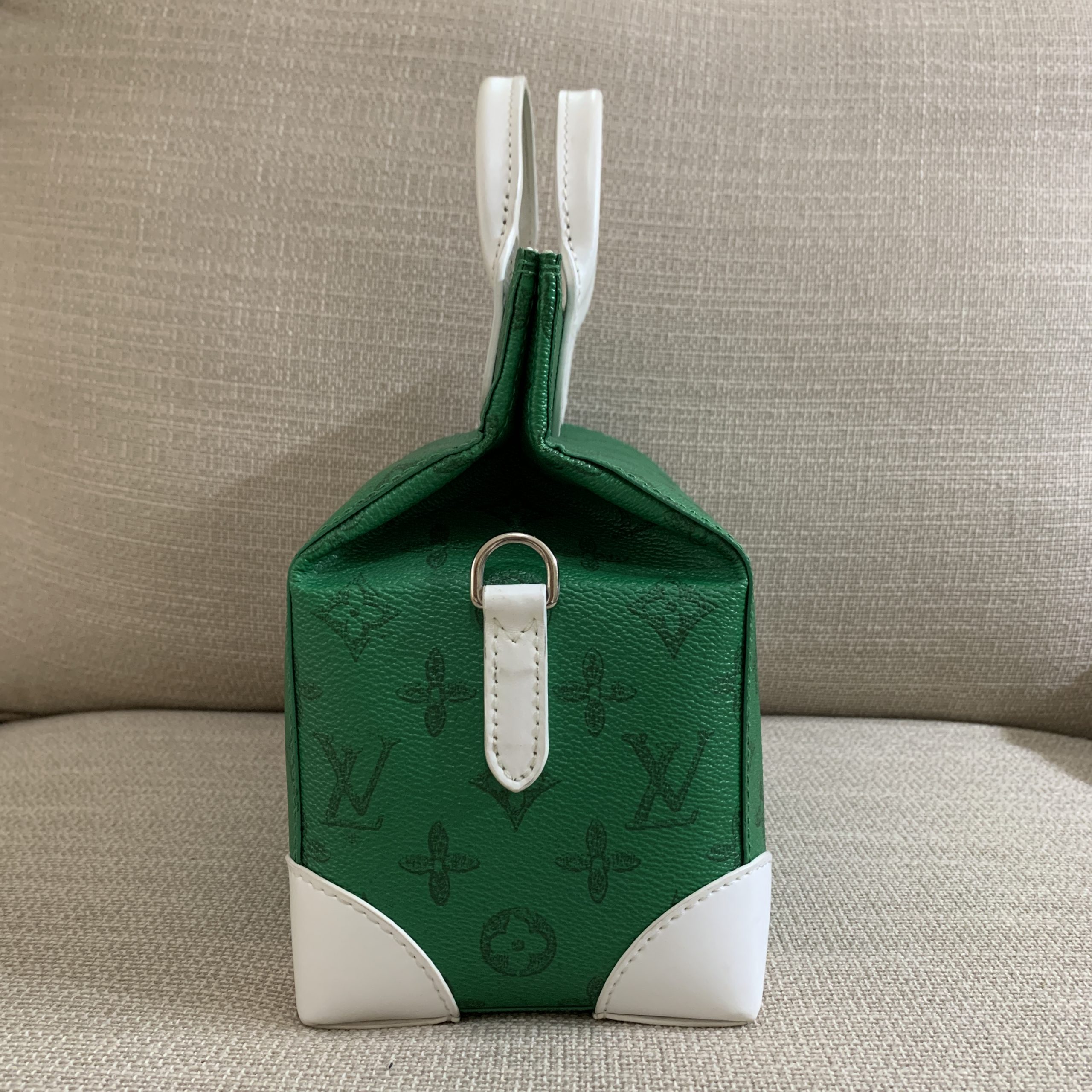Louis Vuitton M80815 LV Litter Bag in Green Vintage Monogram canvas –  iPerfectbags