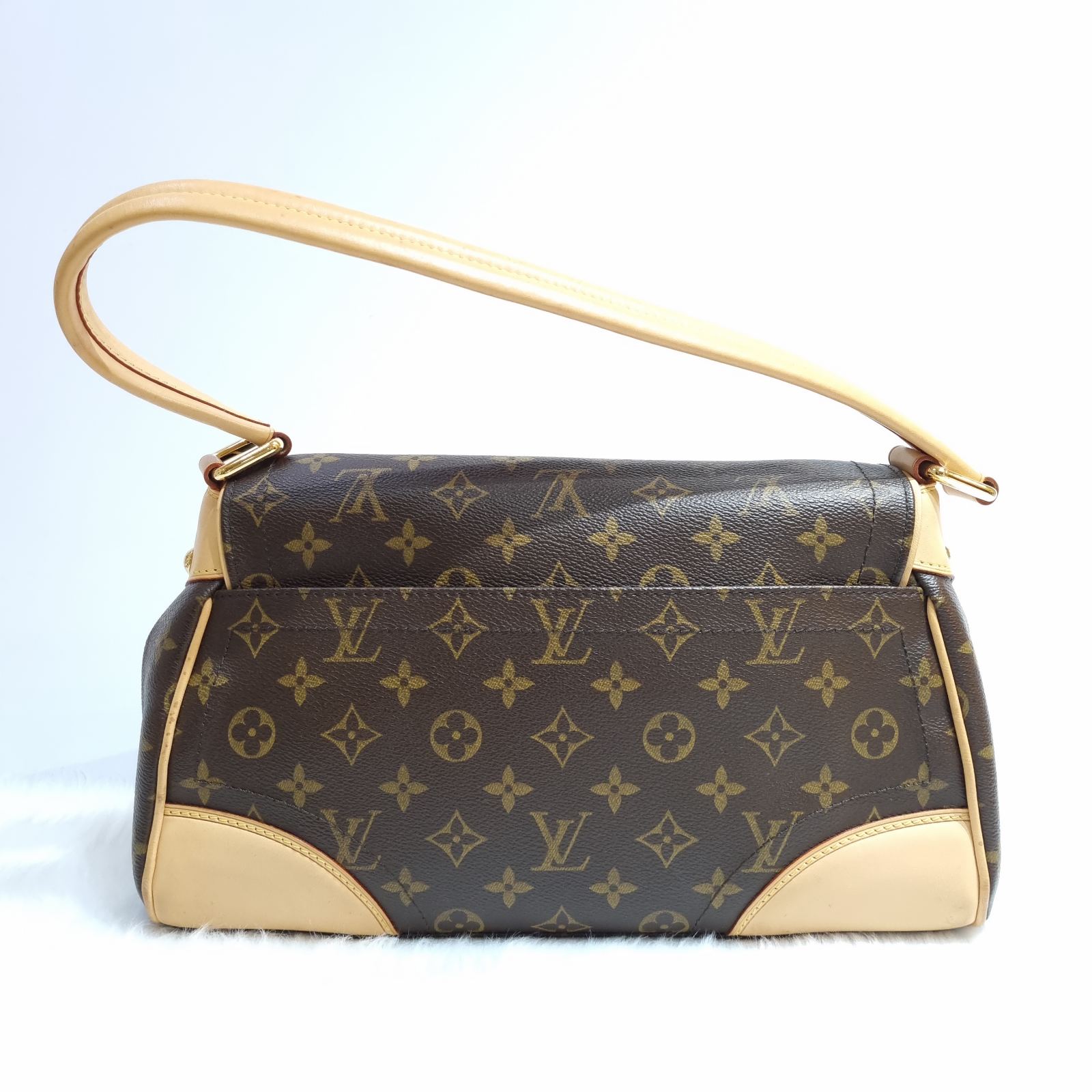 Vintage Louis Vuitton Monogram Beverly Shoulder Bag SR2067 041223. *** –  KimmieBBags LLC