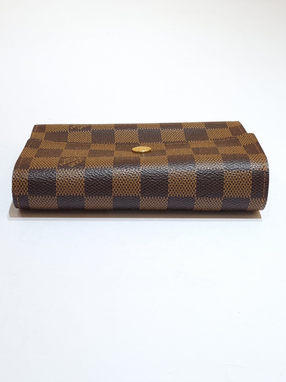 Louis Vuitton Monogram Alexandra Trifold Wallet 17LVL1125 – Bagriculture