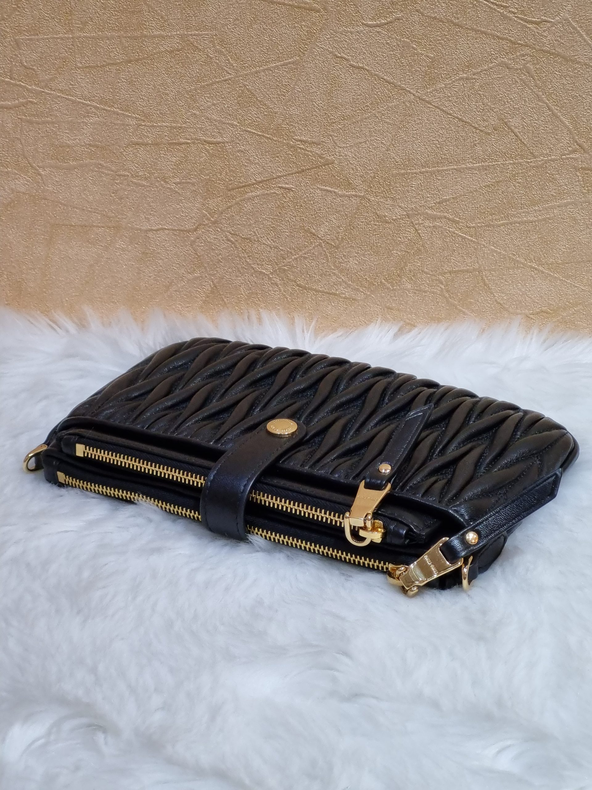 Miu Miu Matelasse Nappa Sling/Clutch Bag Black GHW - BrandConscious  Authentics