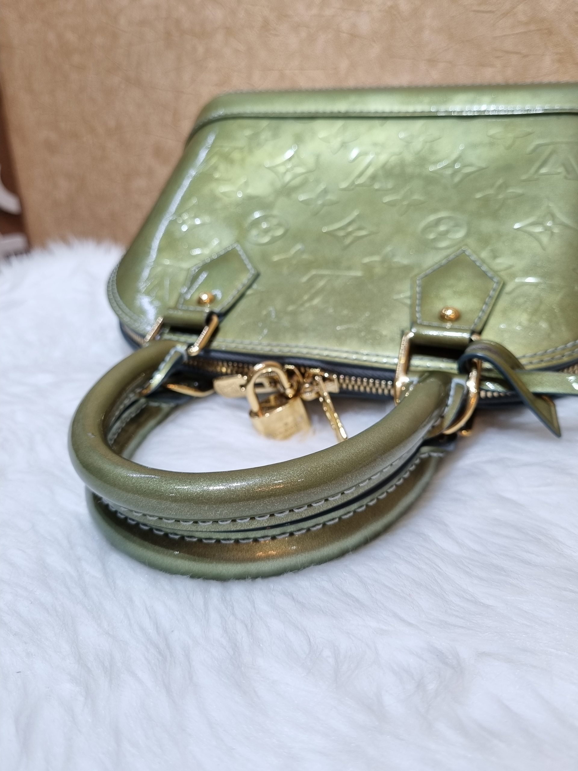 Louis Vuitton Vert Olive Monogram Vernis Alma BB w/ Strap - shop 