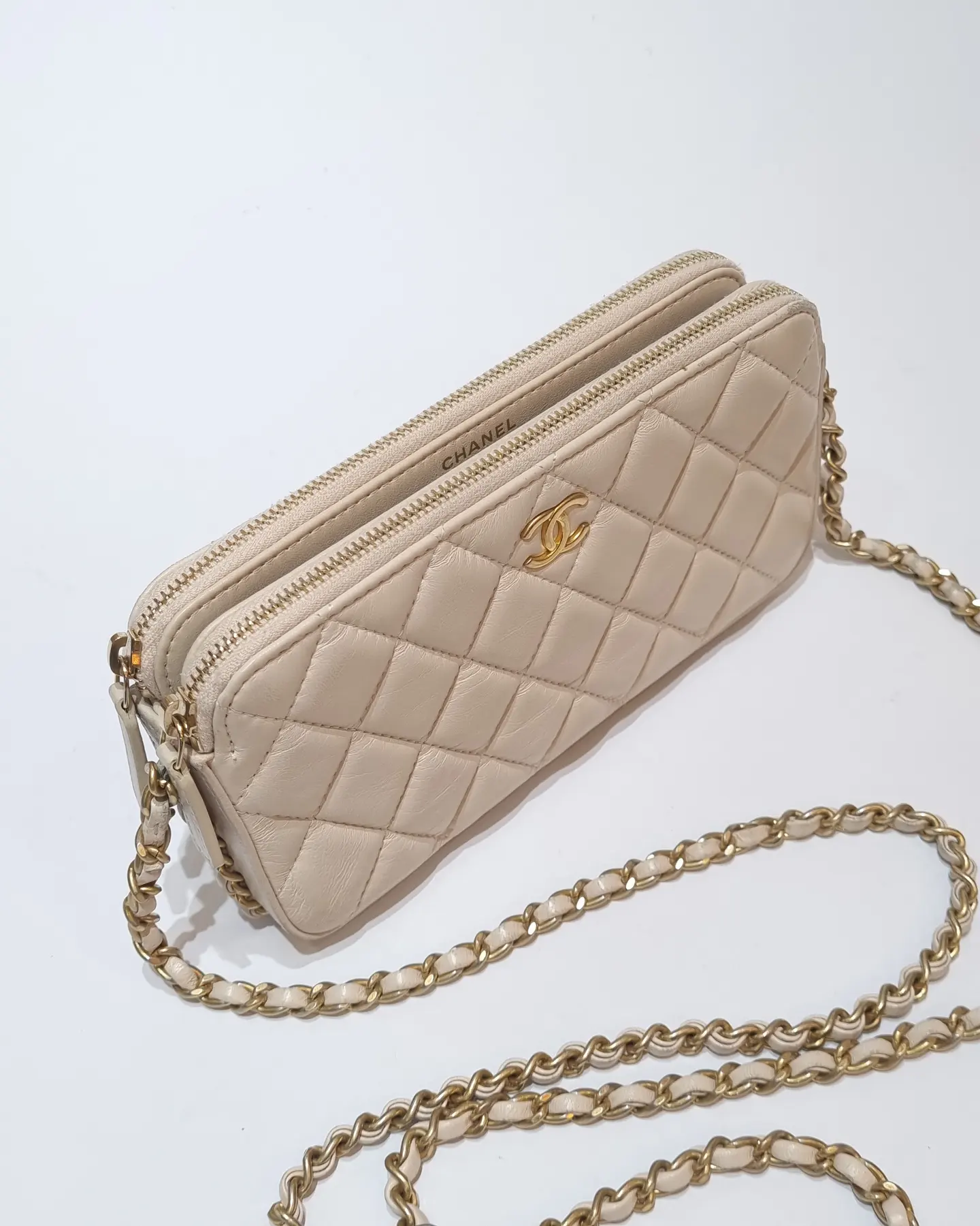 Chanel Quilted Lambskin Ivory Cc Logo Double Zip Wallet On Chain Bag Ghw -  Brandconscious Authentics