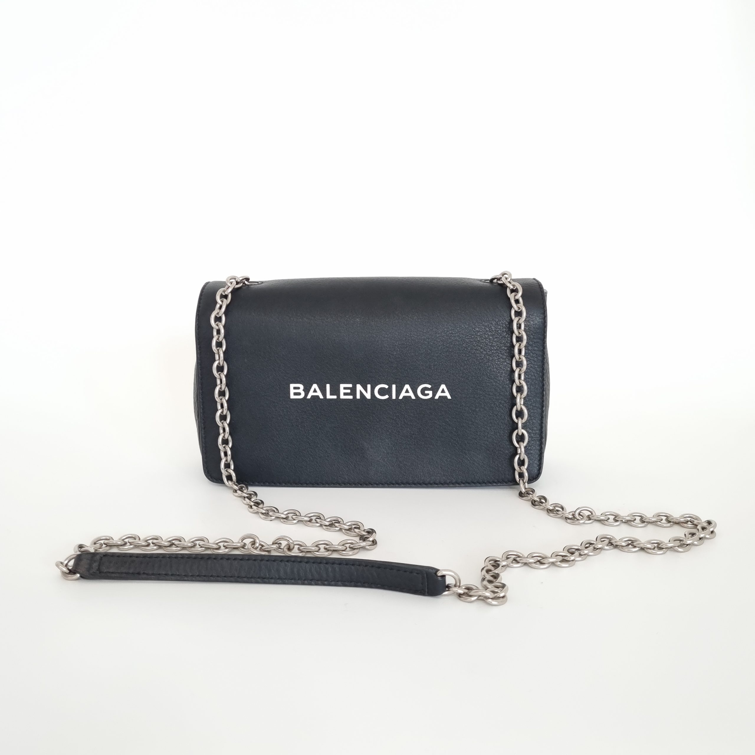 BALENCIAGA Pebbled Calfskin Everyday Chain Wallet Black 1138535